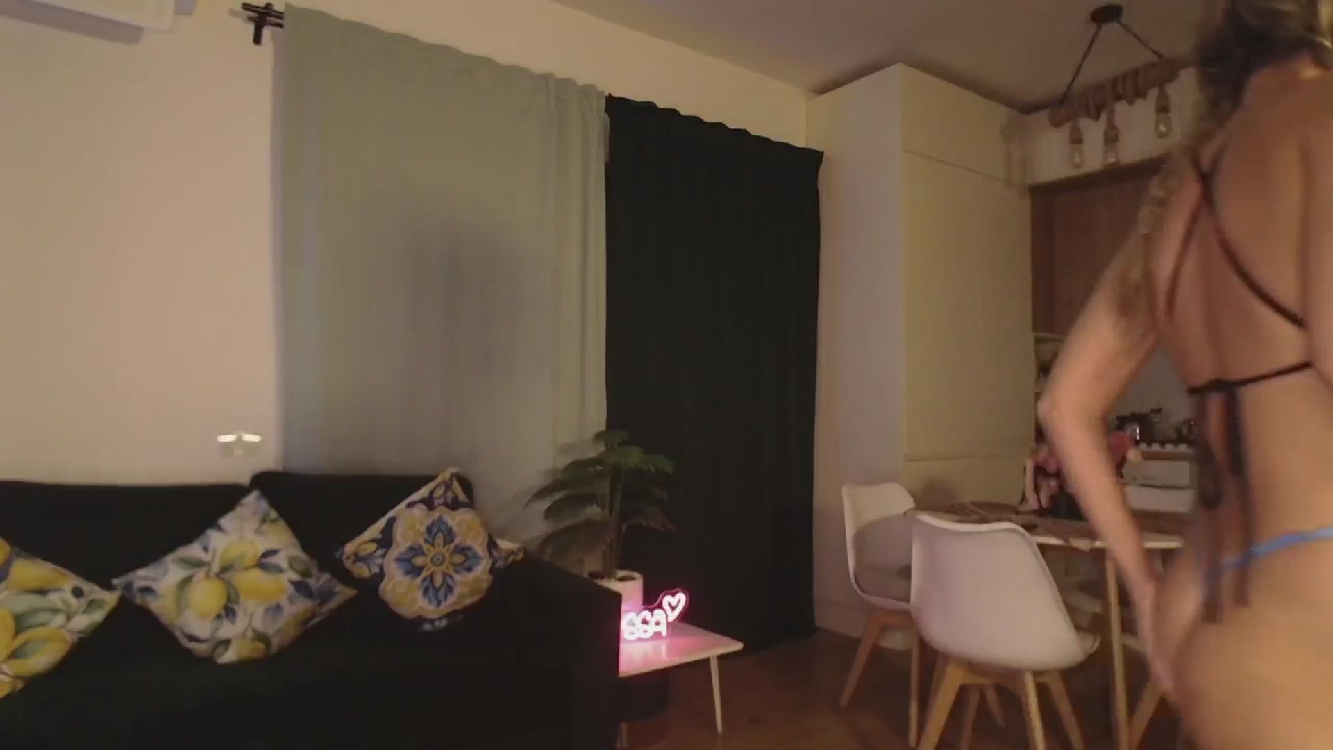 Gallery image thumbnail from ElissaBeats's myfreecams stream on, 08/08/2025, 03:03 image 12 of 20