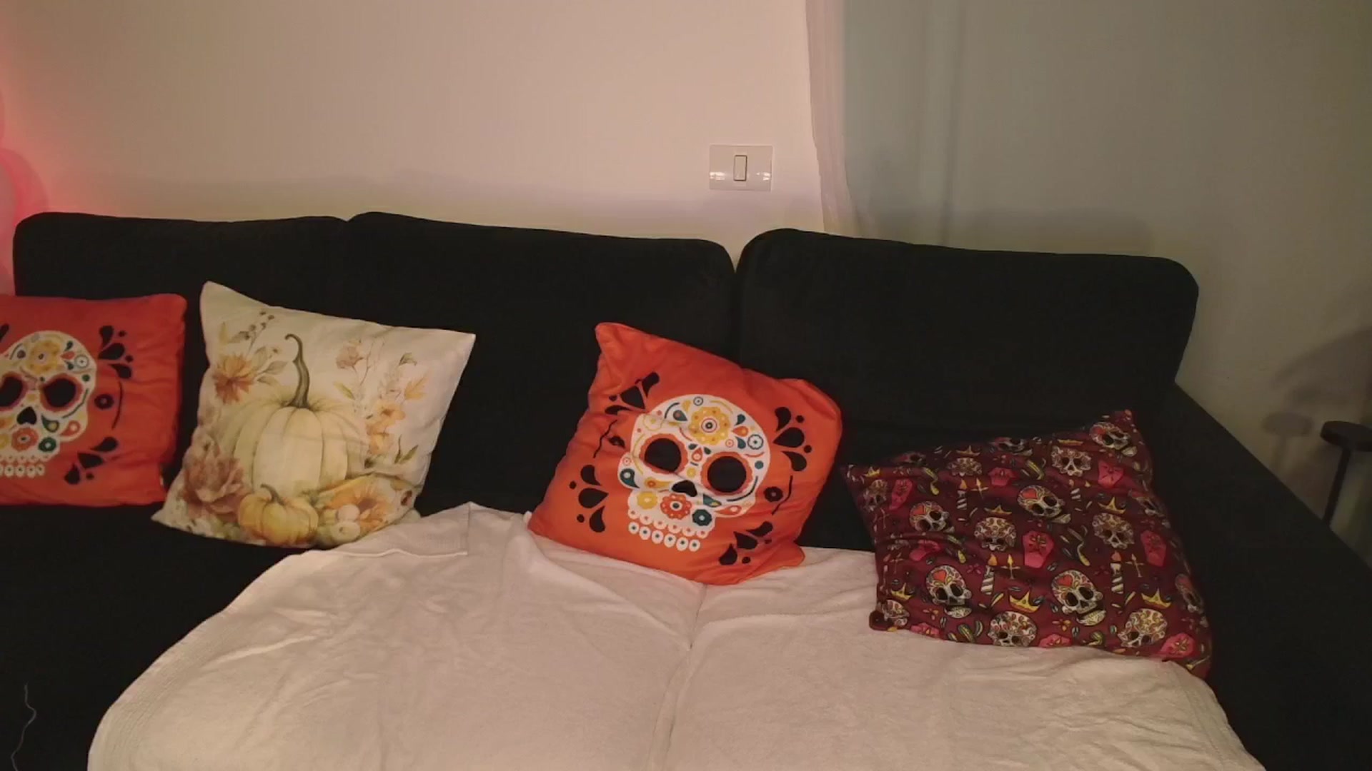 Gallery image thumbnail from ElissaBeats's myfreecams stream on, 11/04/2025, 03:49 image 17 of 20