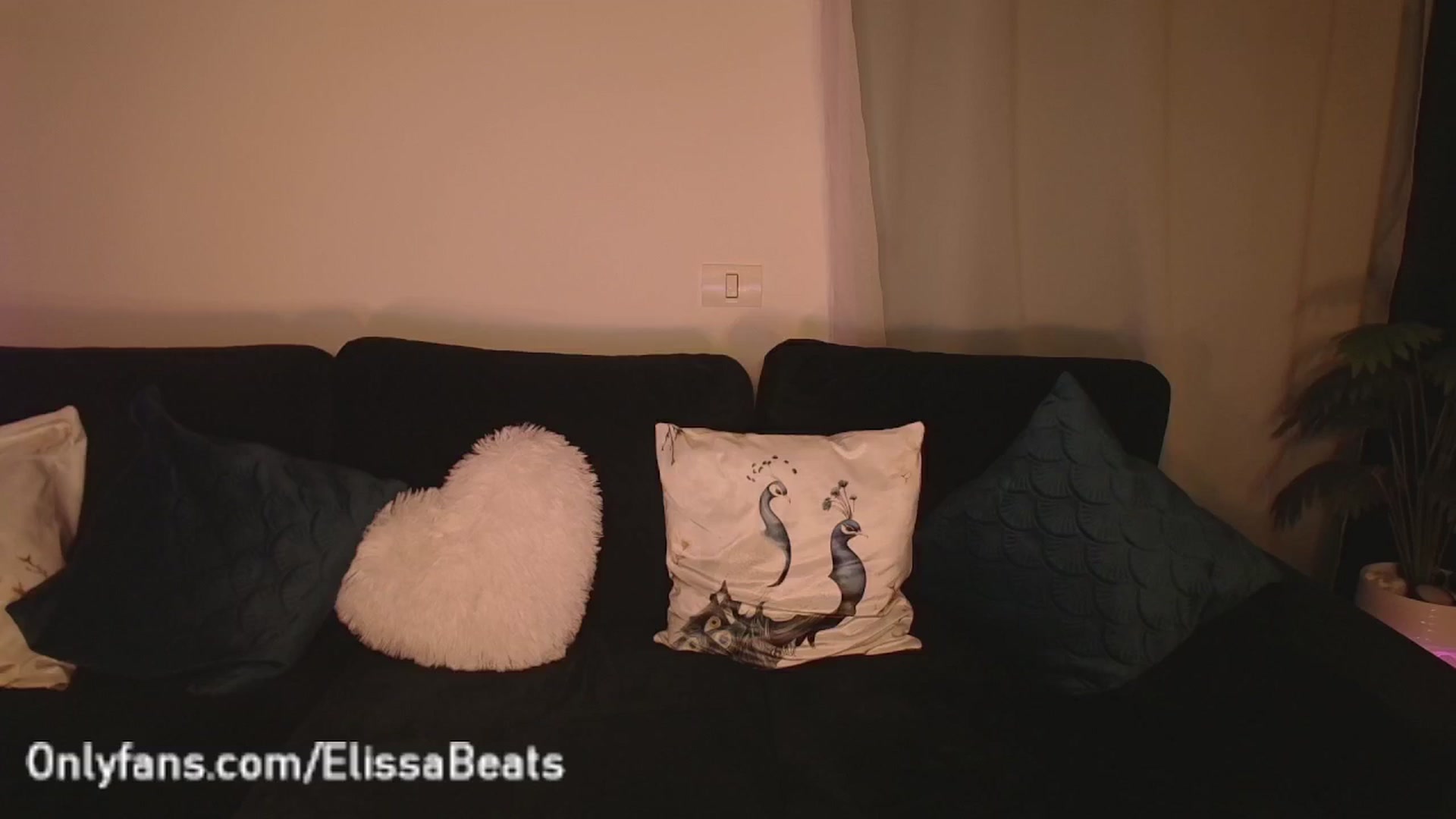Gallery image thumbnail from ElissaBeats's myfreecams stream on, 03/17/2026, 05:43 image 17 of 20