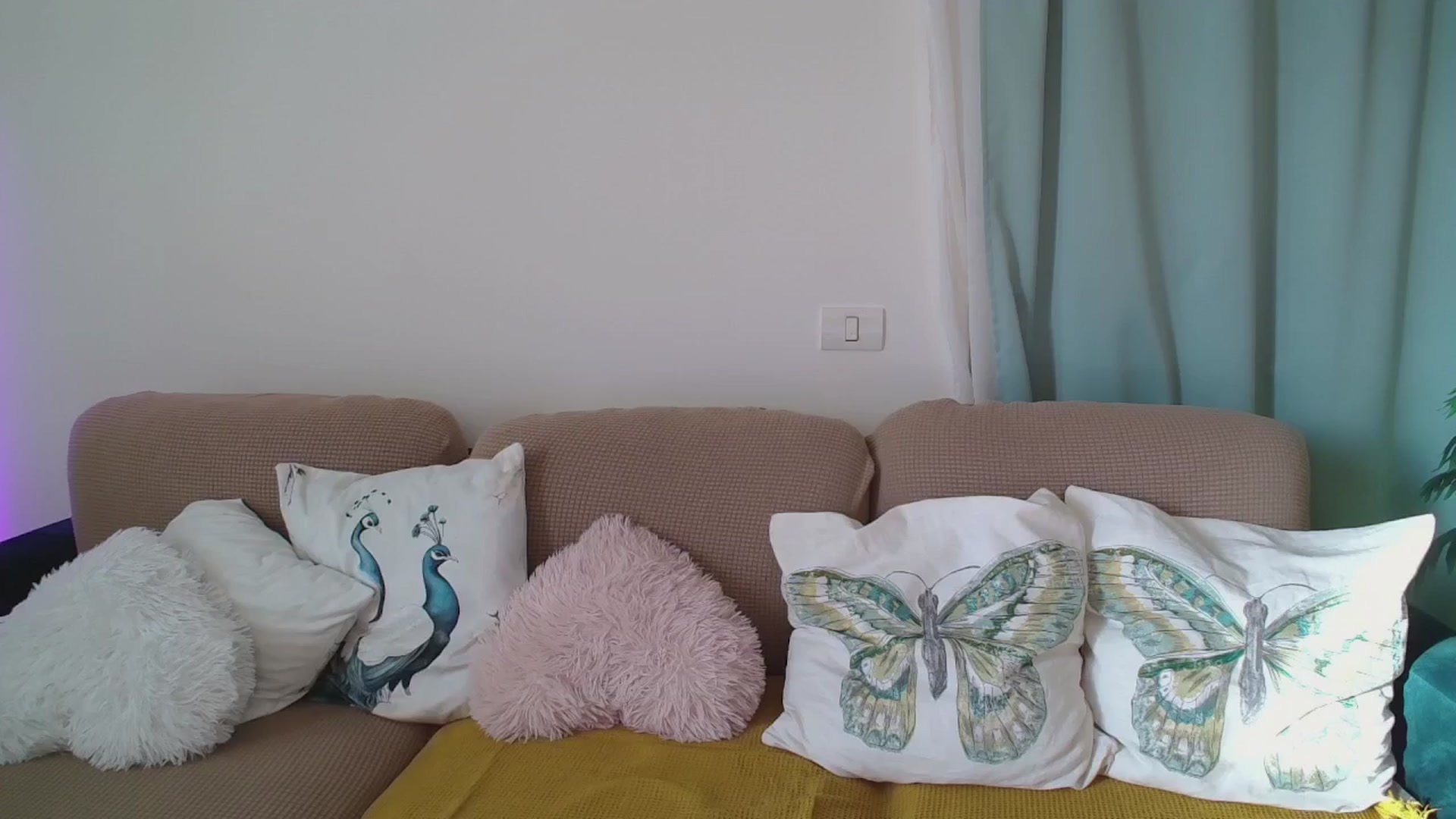 Gallery image thumbnail from ElissaBeats's myfreecams stream on, 04/24/2026, 04:29 image 16 of 20