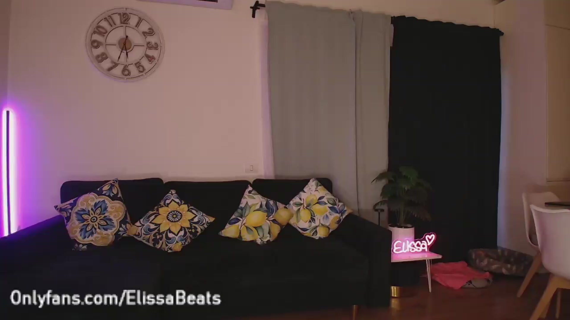 Gallery image thumbnail from ElissaBeats's myfreecams stream on, 07/14/2026, 02:40 image 19 of 20