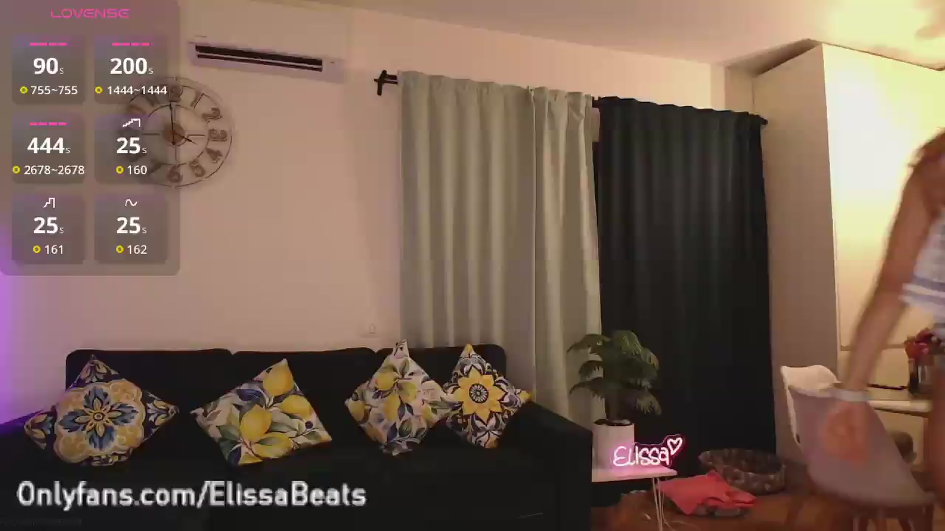 Gallery image thumbnail from ElissaBeats's myfreecams stream on, 08/05/2026, 01:57 image 5 of 20