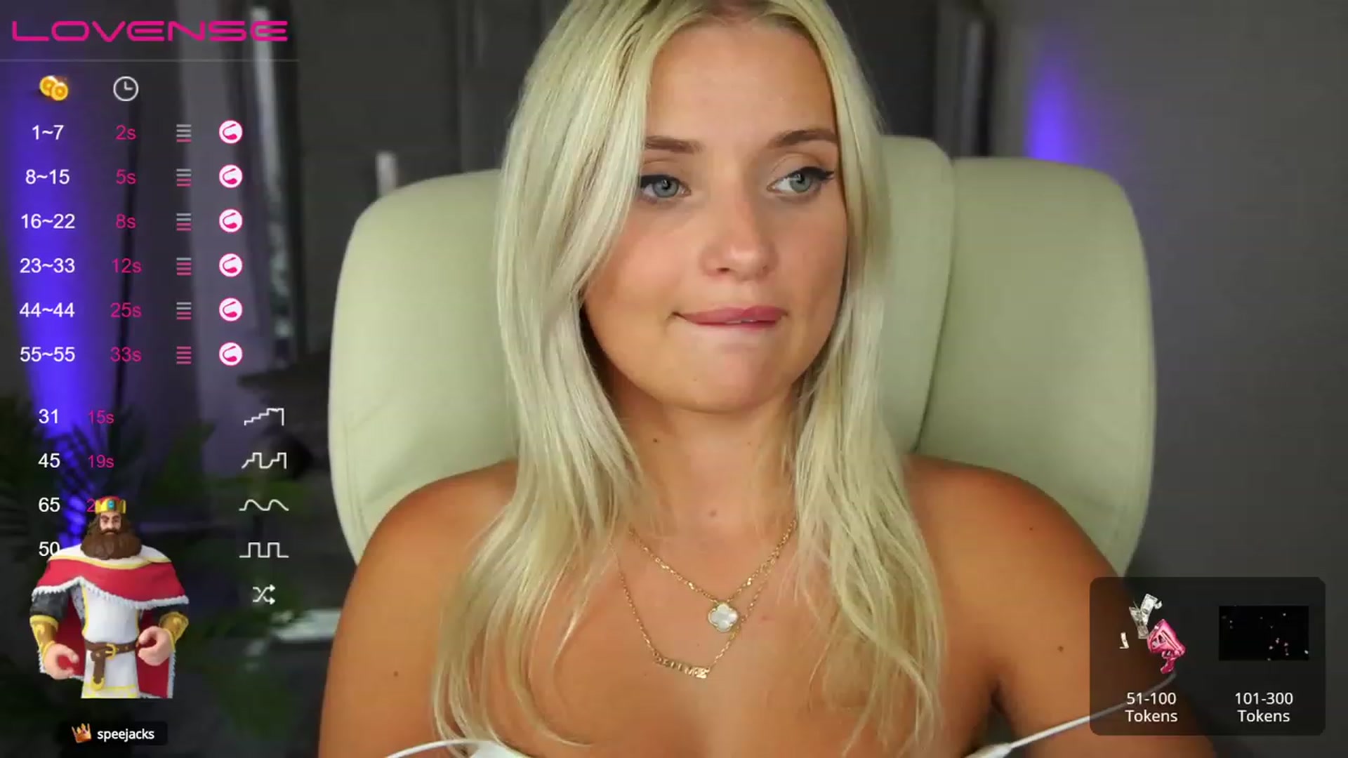 Gallery image thumbnail from Elissa_Moon's myfreecams stream on, 09/05/2023, 11:37 image 13 of 20