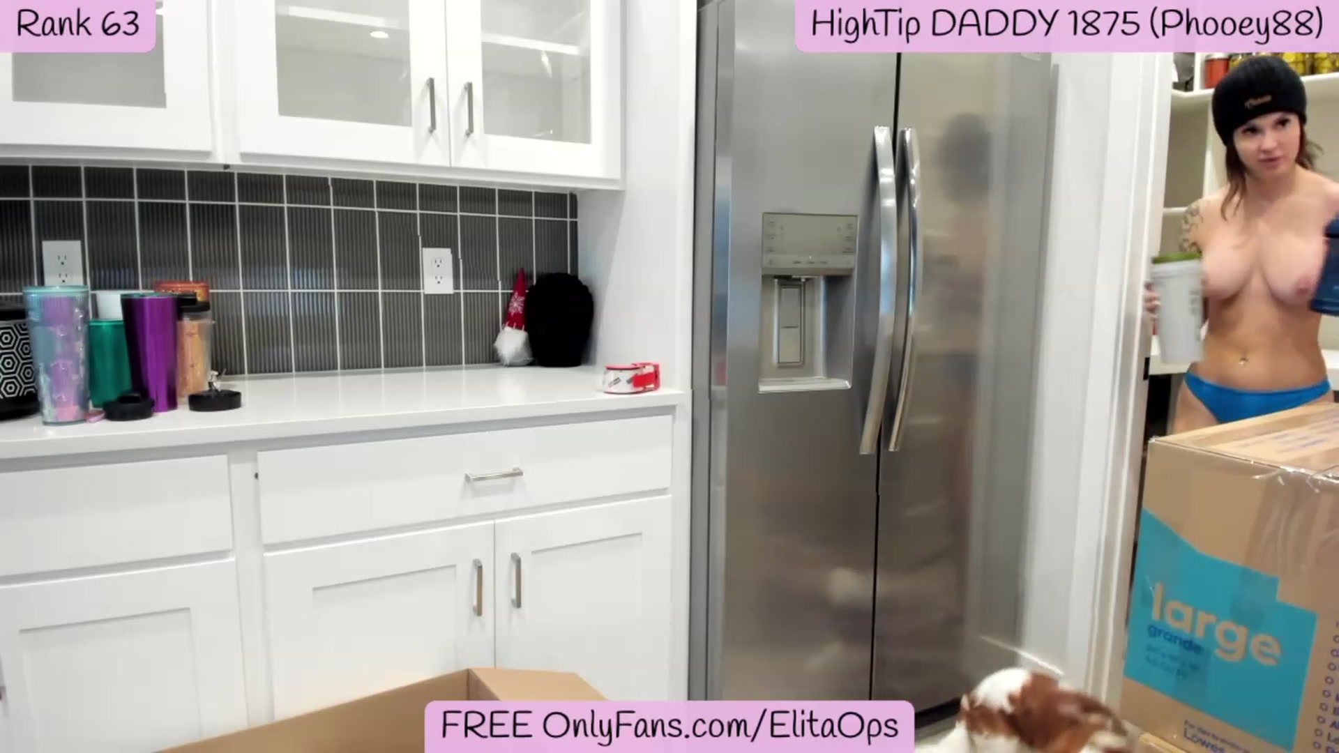 Gallery image thumbnail from ElitaOps's myfreecams stream on, 11/16/2022, 01:03 image 15 of 20