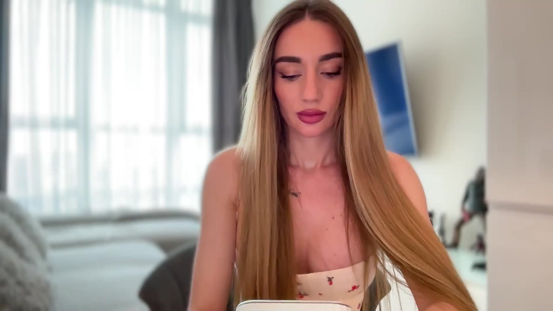 Gallery image thumbnail from Elivili's myfreecams stream on, 10/26/2025, 12:55 image 1 of 20