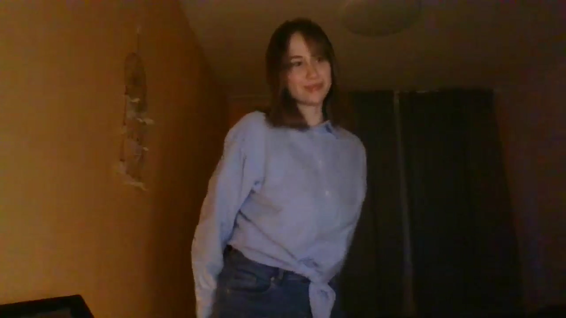 Gallery image thumbnail from Elix1r's myfreecams stream on, 03/15/2024, 17:36 image 6 of 20