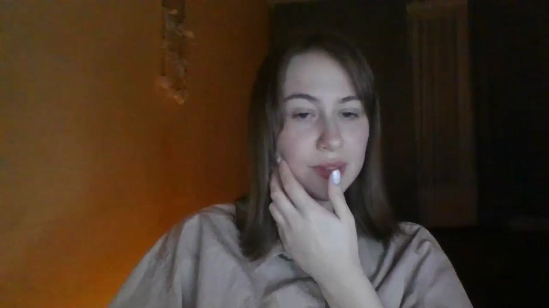 Gallery image thumbnail from Elix1r's myfreecams stream on, 03/21/2024, 21:49 image 17 of 20
