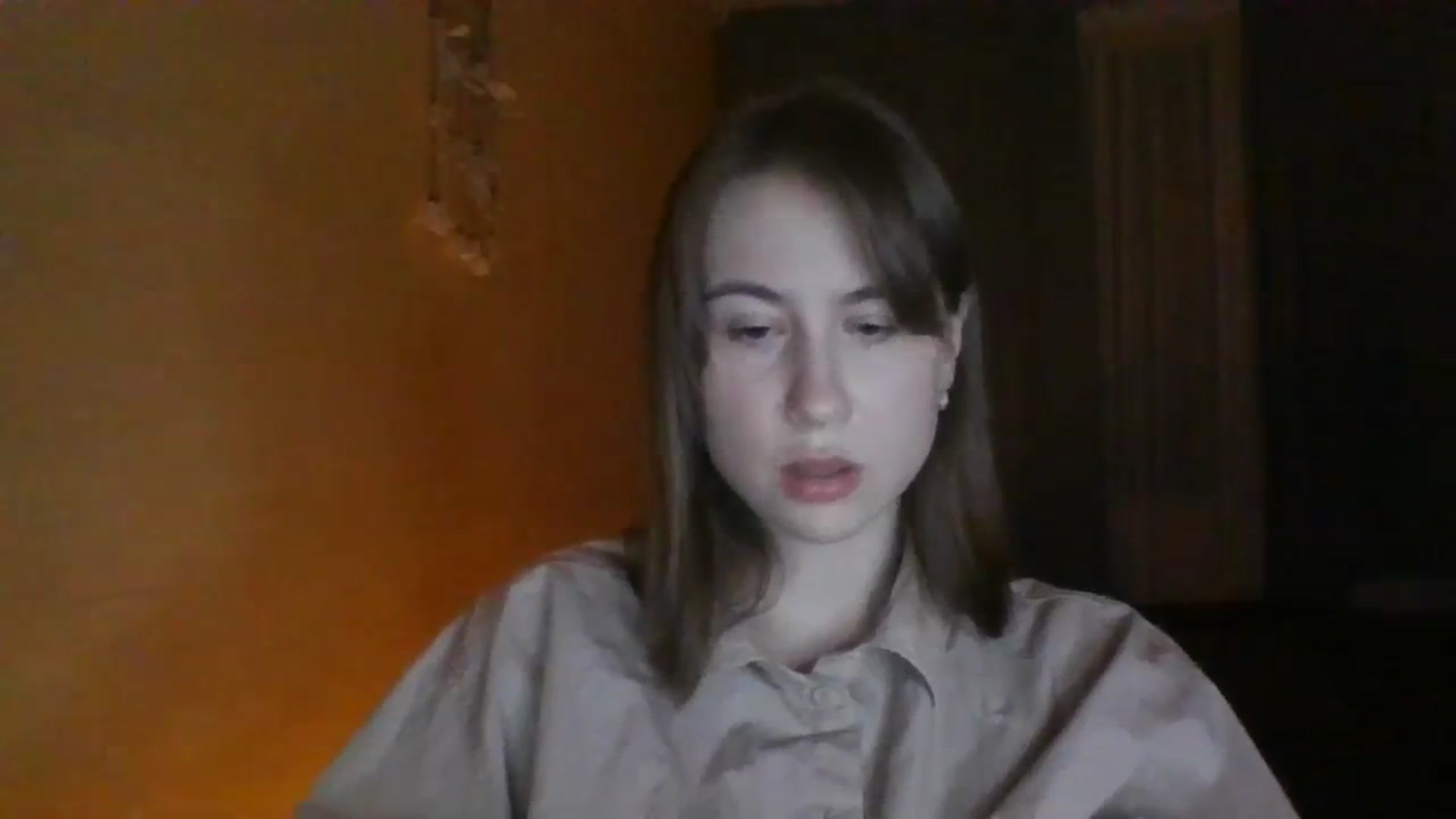 Gallery image thumbnail from Elix1r's myfreecams stream on, 03/21/2024, 21:49 image 14 of 20