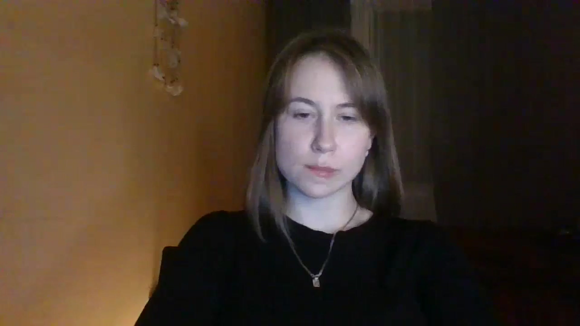 Gallery image thumbnail from Elix1r's myfreecams stream on, 03/24/2024, 23:18 image 15 of 20