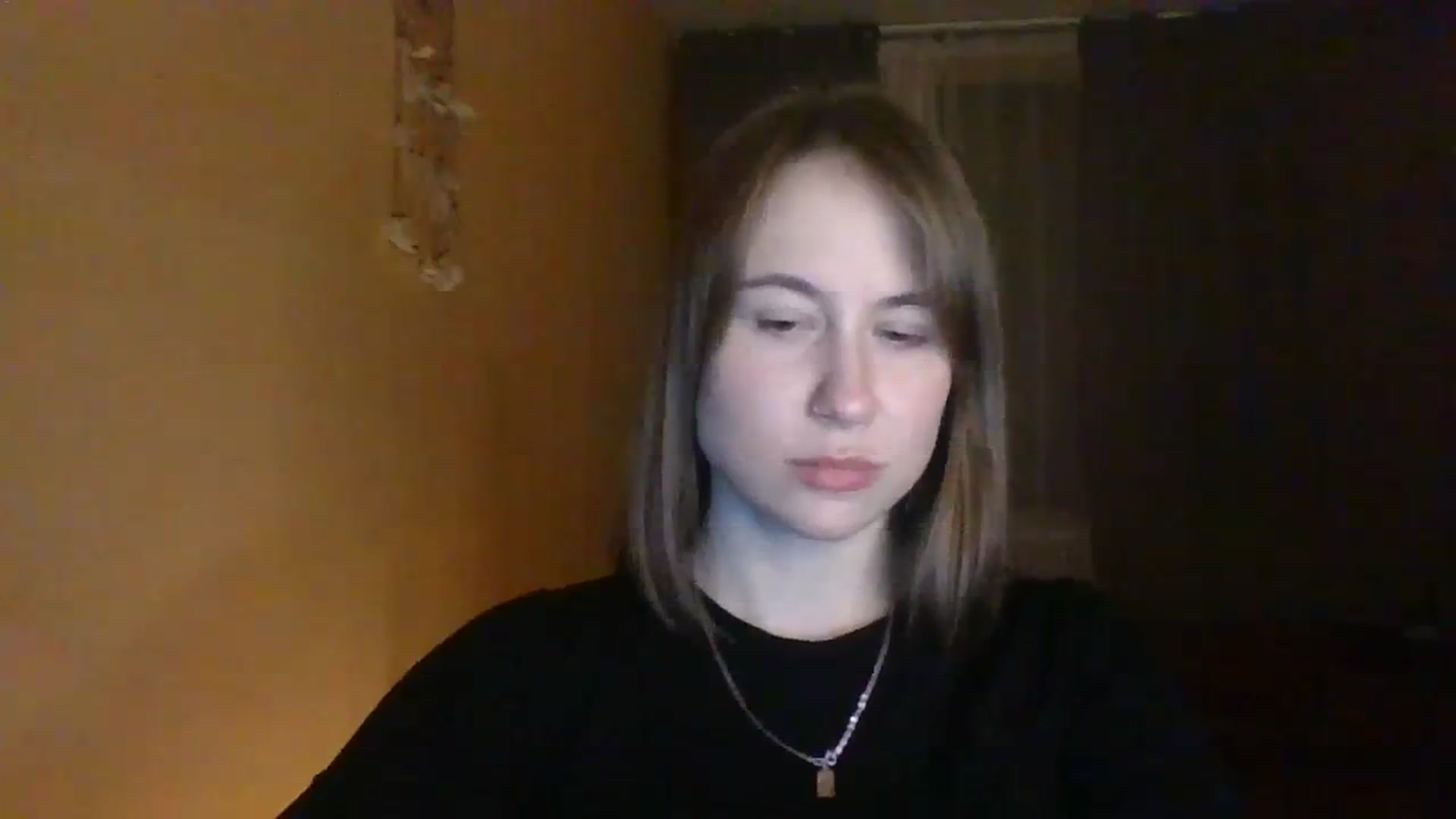 Gallery image thumbnail from Elix1r's myfreecams stream on, 03/24/2024, 23:18 image 10 of 20