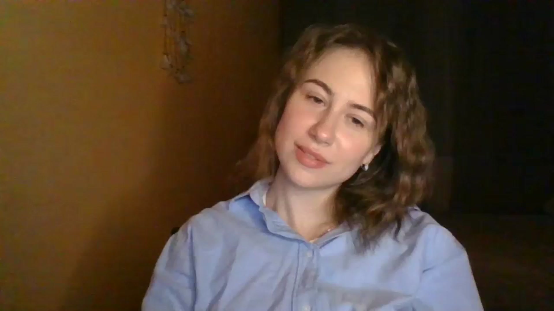 Gallery image thumbnail from Elix1r's myfreecams stream on, 04/06/2024, 22:25 image 1 of 20