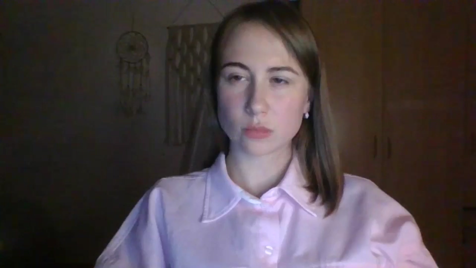 Gallery image thumbnail from Elix1r's myfreecams stream on, 04/17/2024, 21:35 image 2 of 20
