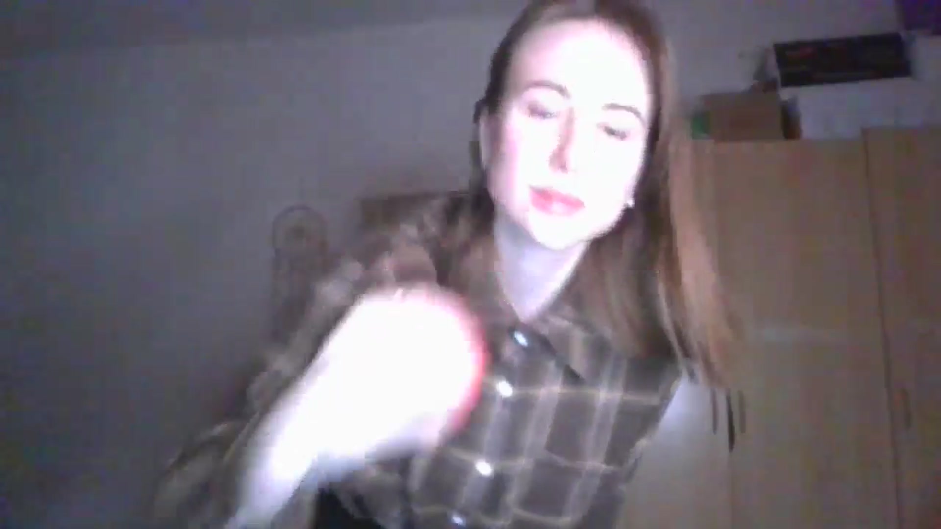 Gallery image thumbnail from Elix1r's myfreecams stream on, 04/28/2024, 22:39 image 4 of 20