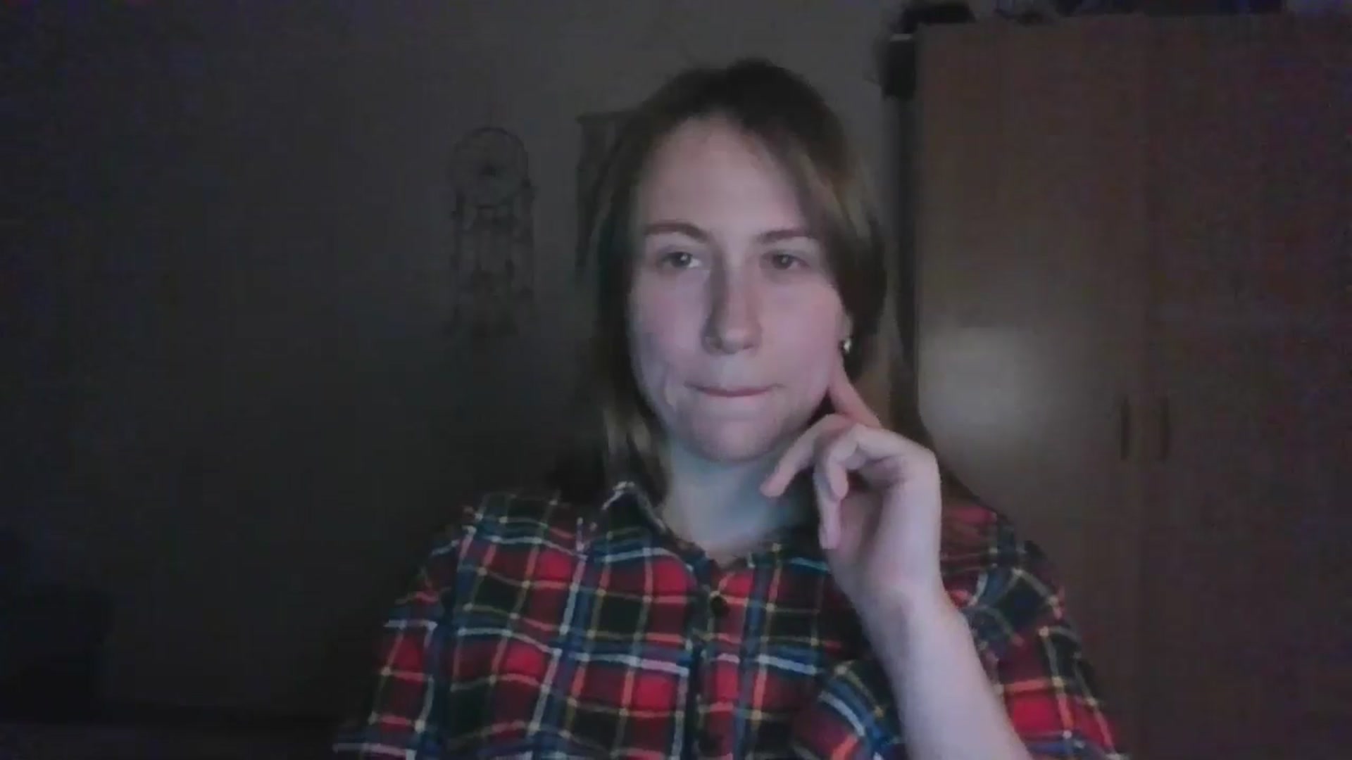 Gallery image thumbnail from Elix1r's myfreecams stream on, 05/02/2024, 22:18 image 16 of 20