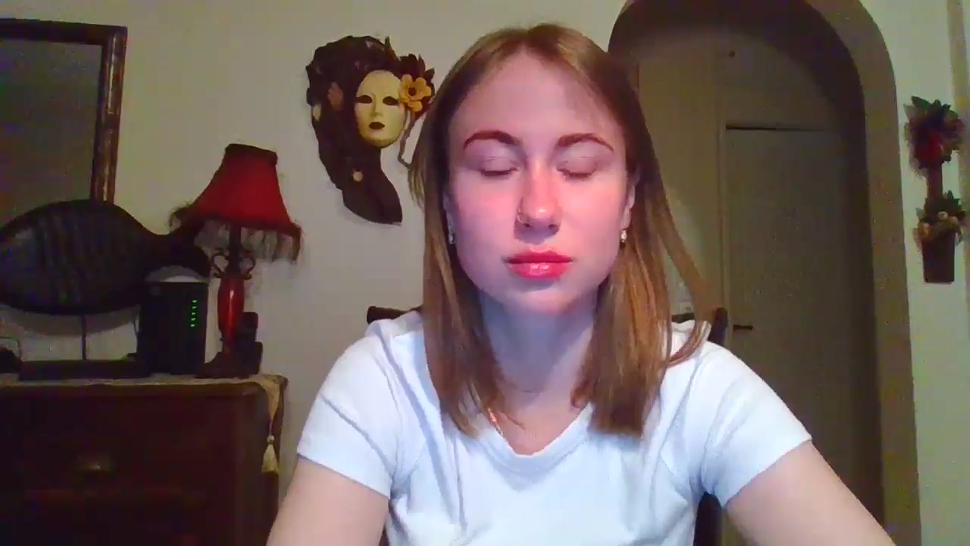 Gallery image thumbnail from Elix1r's myfreecams stream on, 05/06/2024, 19:57 image 19 of 20
