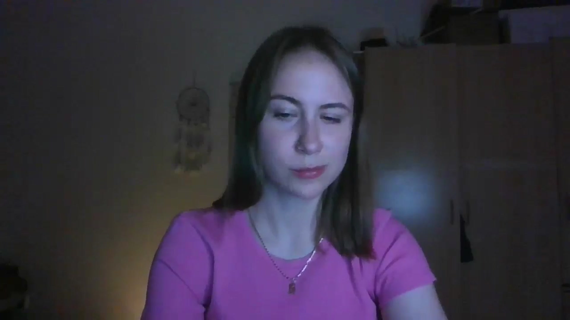 Gallery image thumbnail from Elix1r's myfreecams stream on, 05/12/2024, 21:20 image 19 of 20