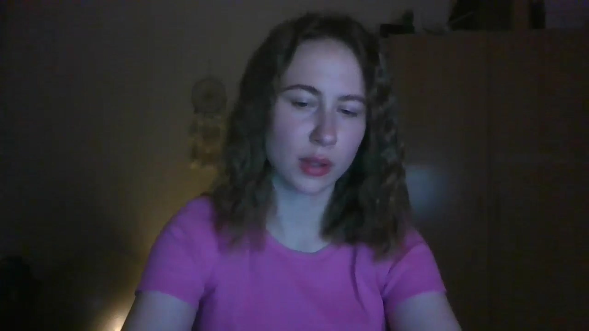 Gallery image thumbnail from Elix1r's myfreecams stream on, 05/13/2024, 22:03 image 18 of 20