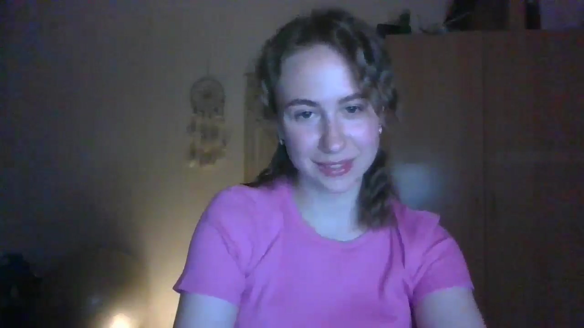 Gallery image thumbnail from Elix1r's myfreecams stream on, 05/13/2024, 22:03 image 15 of 20