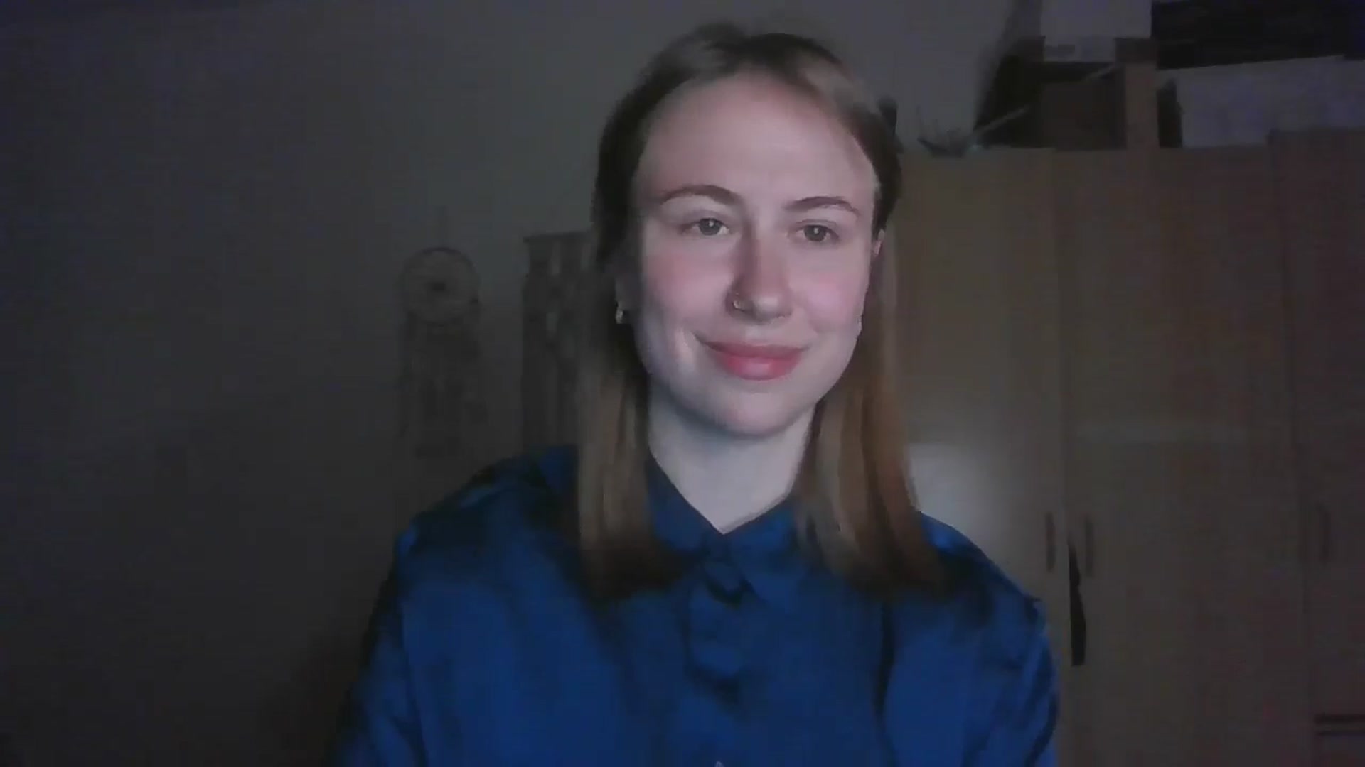 Gallery image thumbnail from Elix1r's myfreecams stream on, 05/17/2024, 21:56 image 12 of 20