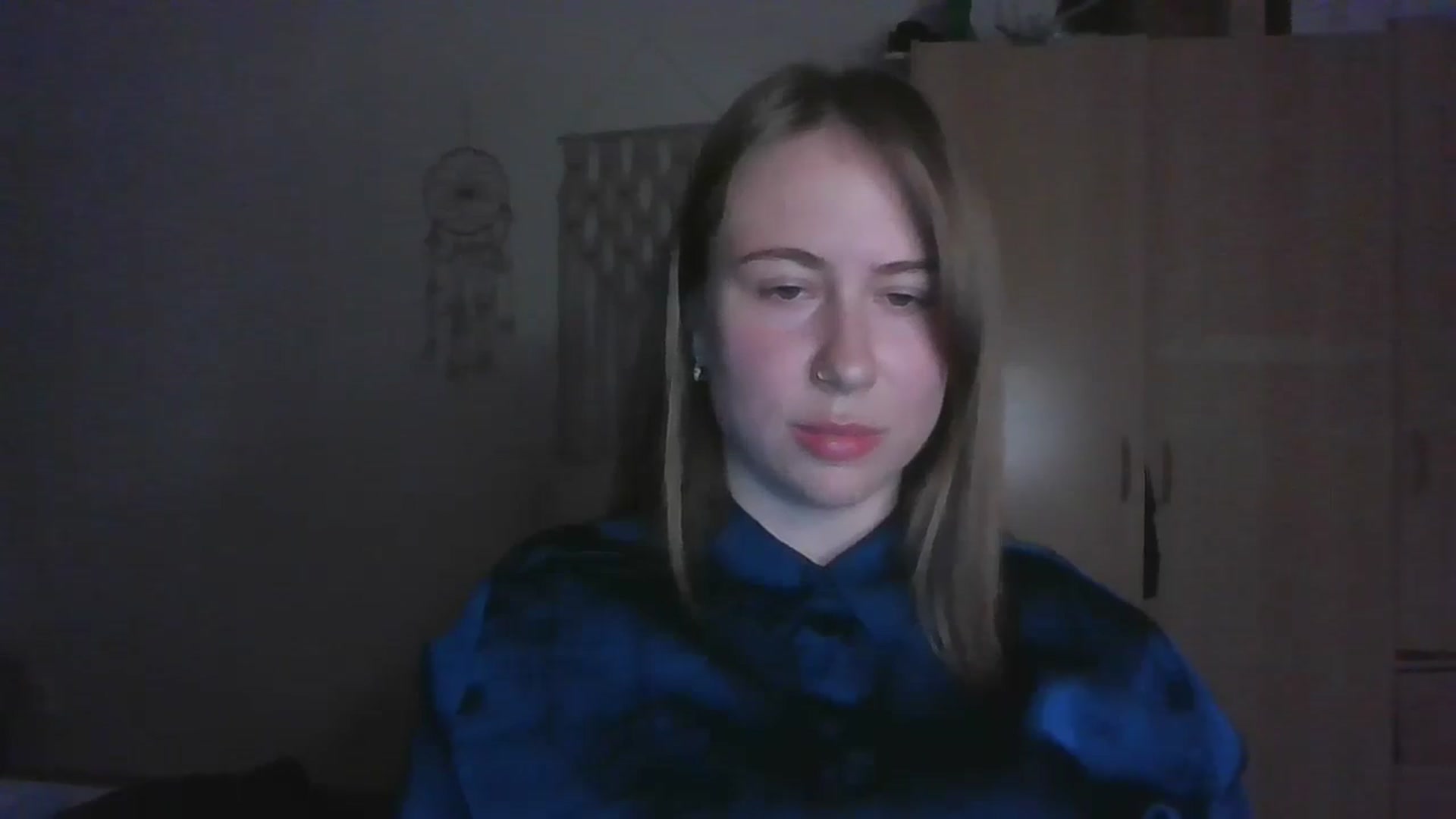 Gallery image thumbnail from Elix1r's myfreecams stream on, 05/17/2024, 21:56 image 6 of 20
