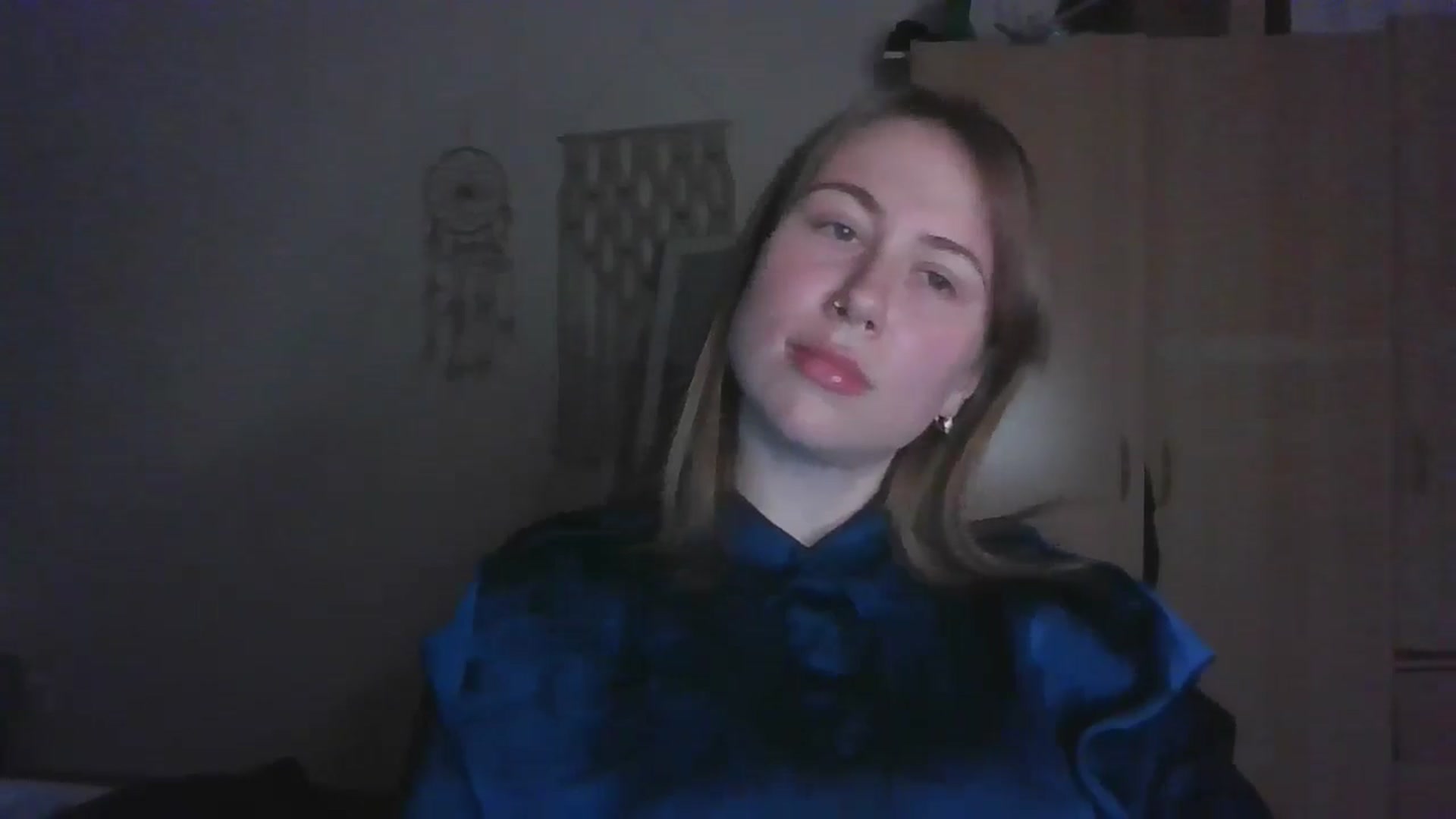Gallery image thumbnail from Elix1r's myfreecams stream on, 05/17/2024, 21:56 image 10 of 20