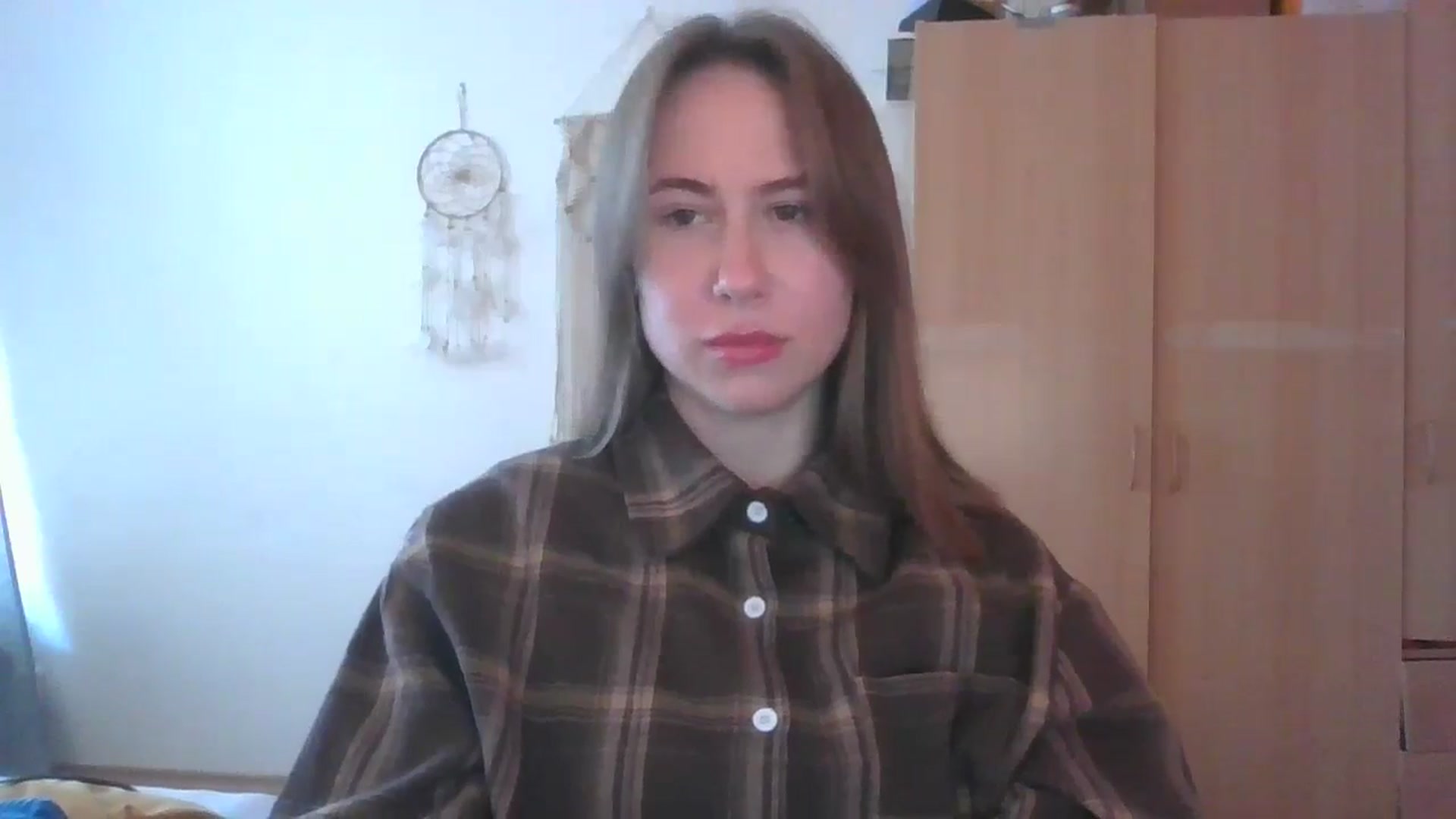 Gallery image thumbnail from Elix1r's myfreecams stream on, 05/19/2024, 12:00 image 17 of 20
