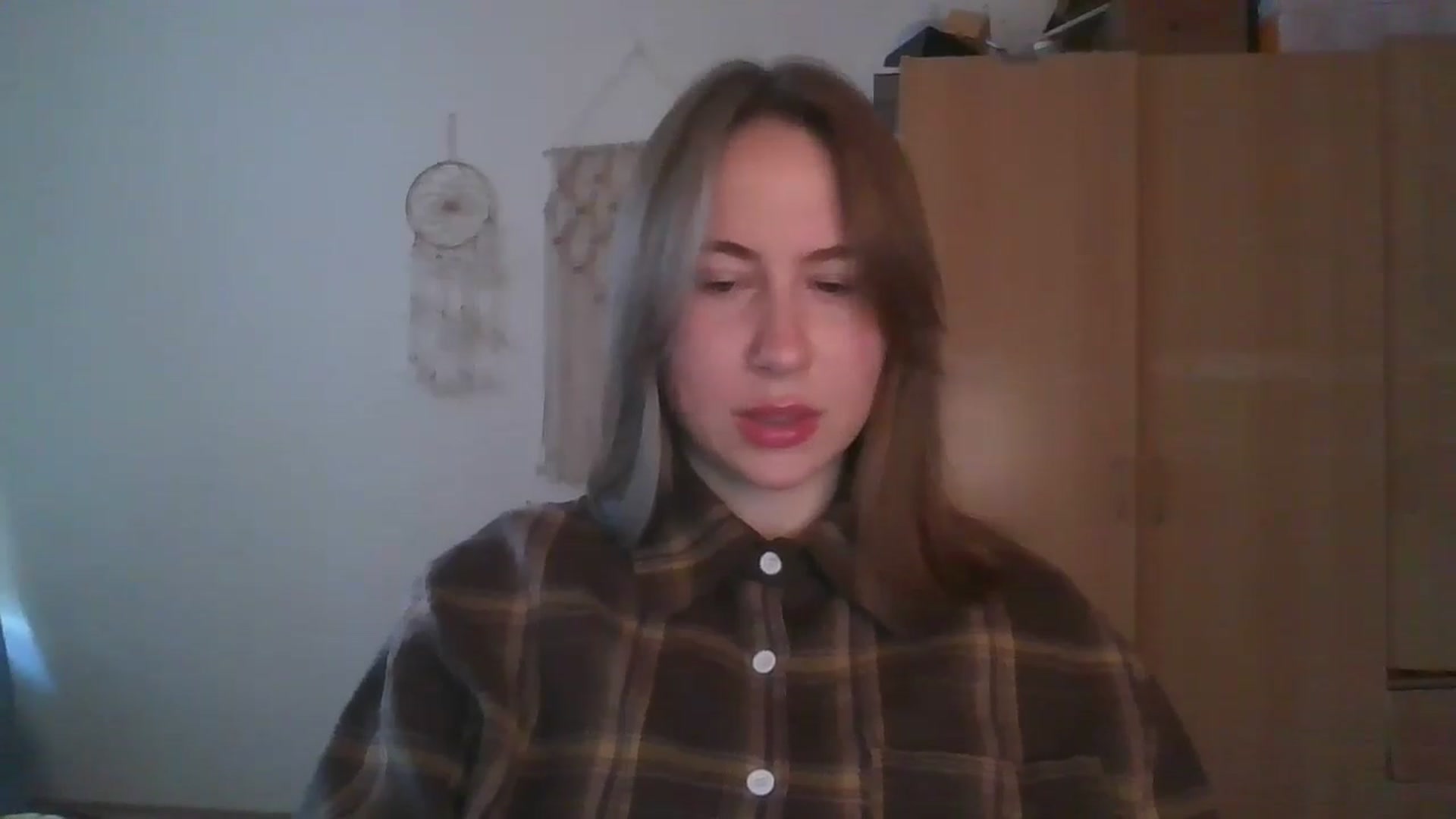 Gallery image thumbnail from Elix1r's myfreecams stream on, 05/19/2024, 12:00 image 6 of 20