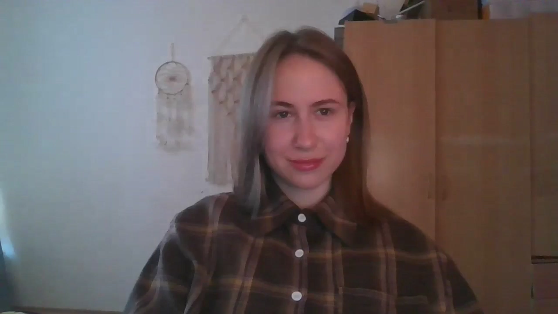 Gallery image thumbnail from Elix1r's myfreecams stream on, 05/19/2024, 12:00 image 7 of 20