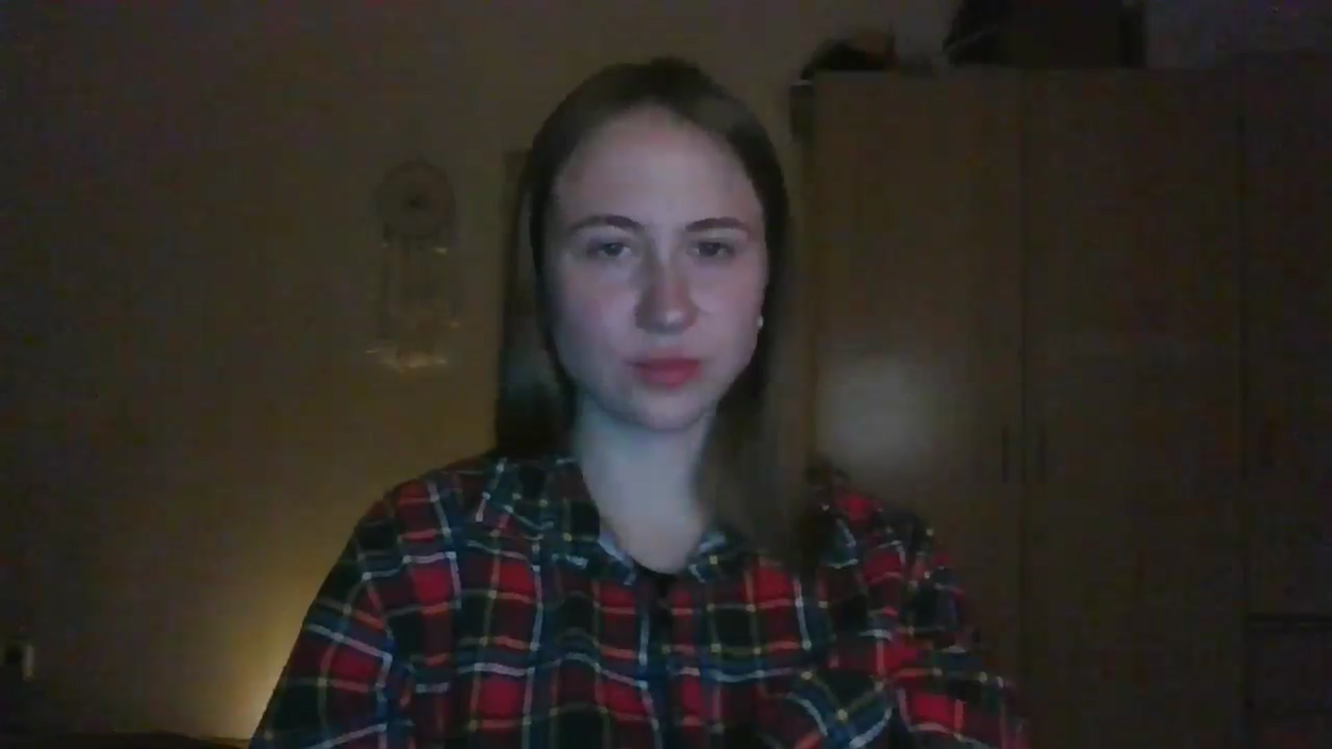 Gallery image thumbnail from Elix1r's myfreecams stream on, 05/21/2024, 21:56 image 19 of 20