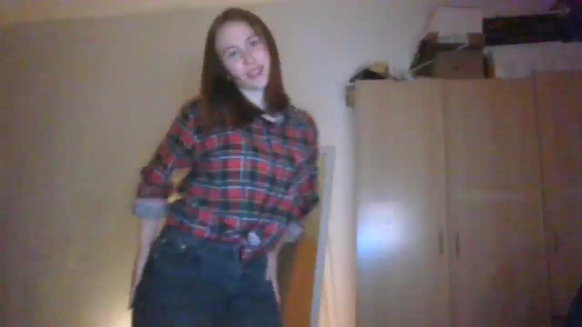 Gallery image thumbnail from Elix1r's myfreecams stream on, 05/21/2024, 21:56 image 2 of 20