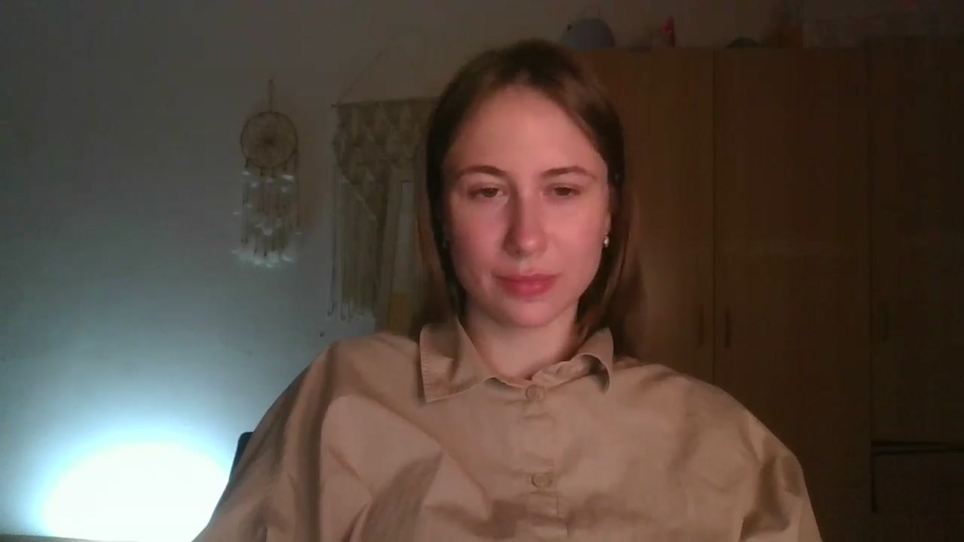 Gallery image thumbnail from Elix1r's myfreecams stream on, 06/06/2024, 22:22 image 18 of 20