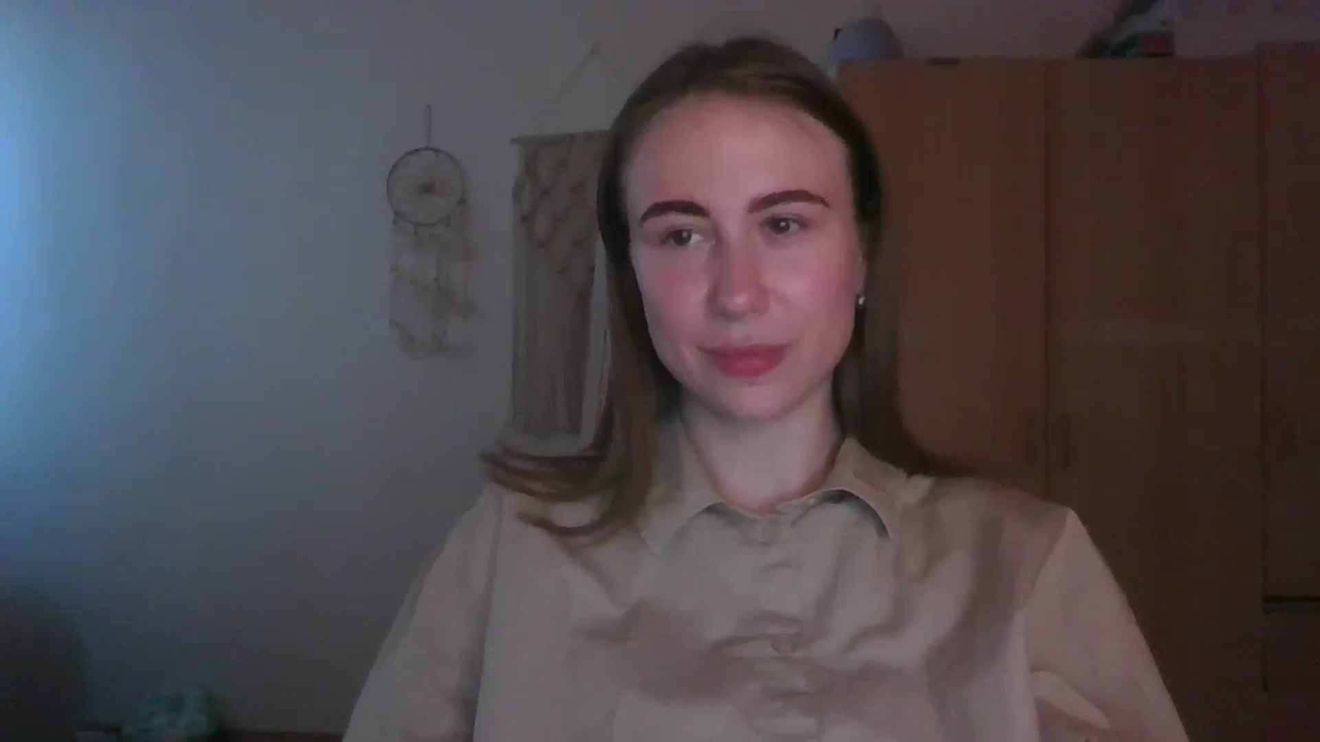 Gallery image thumbnail from Elix1r's myfreecams stream on, 06/09/2024, 16:12 image 16 of 20