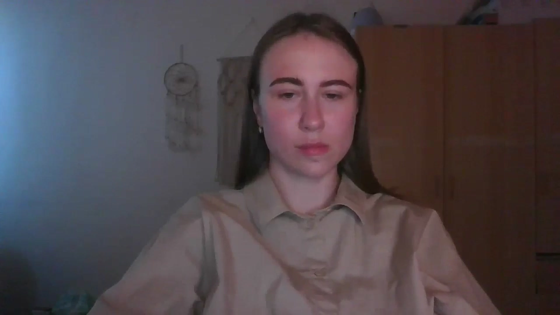 Gallery image thumbnail from Elix1r's myfreecams stream on, 06/09/2024, 16:12 image 18 of 20