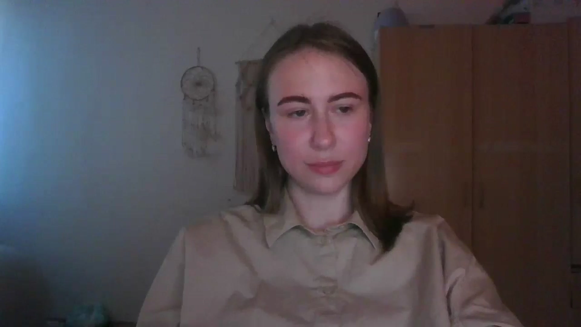 Gallery image thumbnail from Elix1r's myfreecams stream on, 06/09/2024, 16:40 image 17 of 20