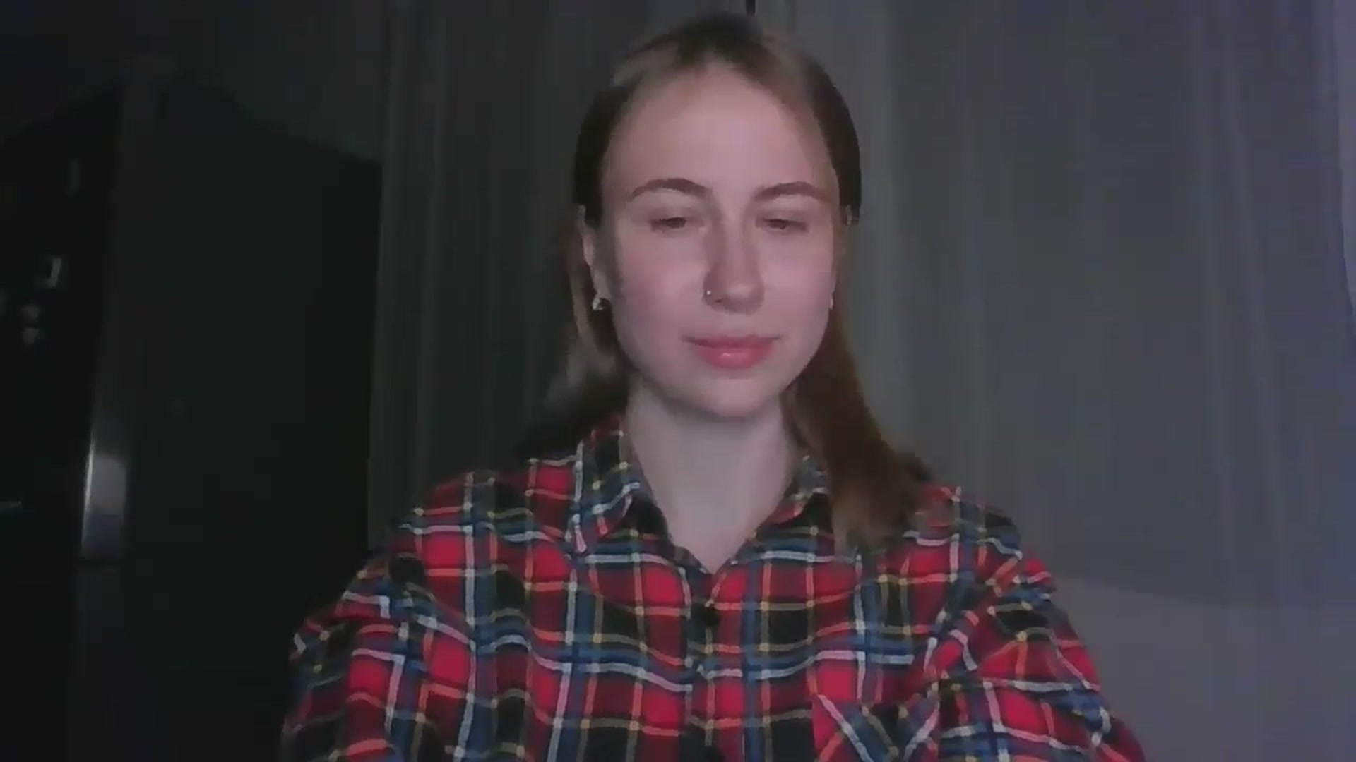 Gallery image thumbnail from Elix1r's myfreecams stream on, 06/12/2024, 21:08 image 16 of 20