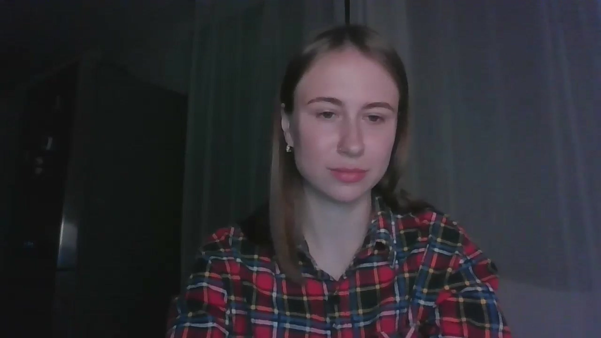 Gallery image thumbnail from Elix1r's myfreecams stream on, 06/12/2024, 21:43 image 13 of 20