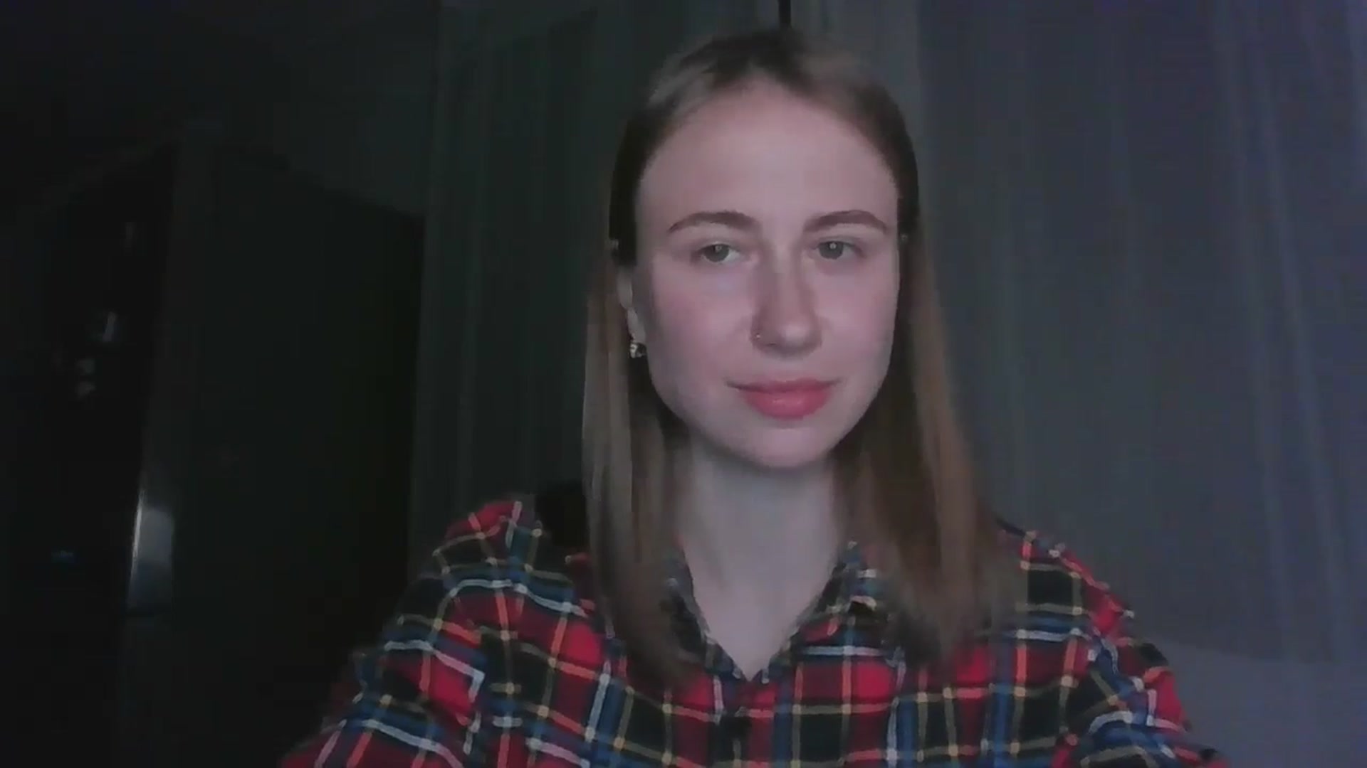 Gallery image thumbnail from Elix1r's myfreecams stream on, 06/12/2024, 21:43 image 7 of 20