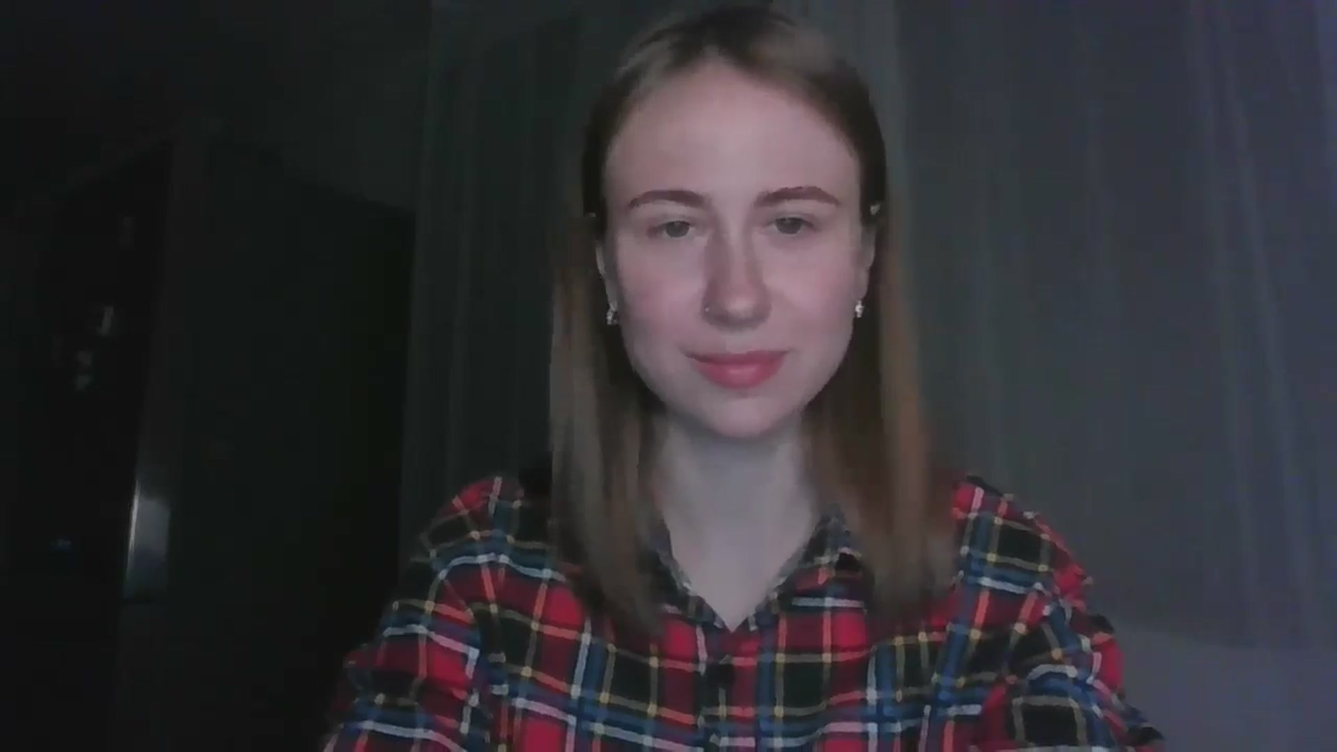 Gallery image thumbnail from Elix1r's myfreecams stream on, 06/12/2024, 21:43 image 5 of 20