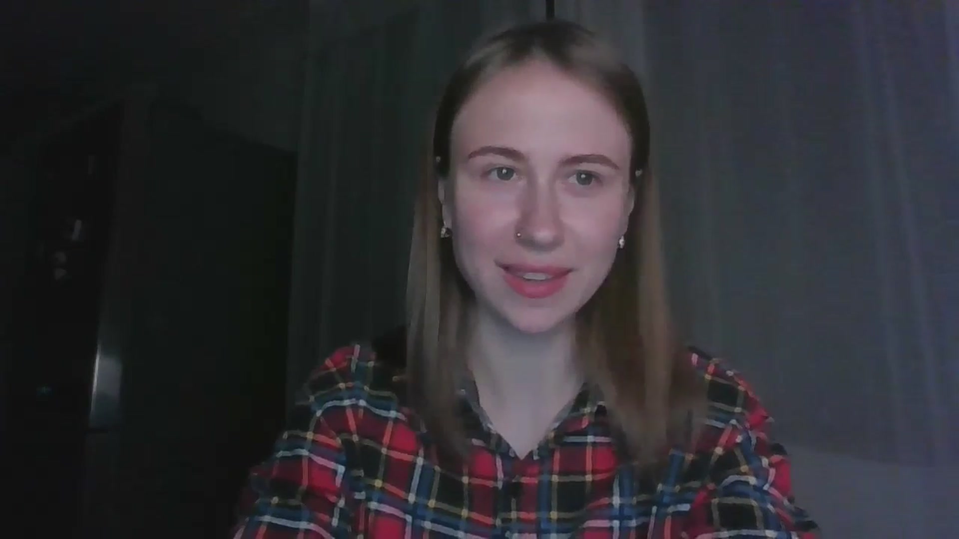 Gallery image thumbnail from Elix1r's myfreecams stream on, 06/12/2024, 21:43 image 6 of 20
