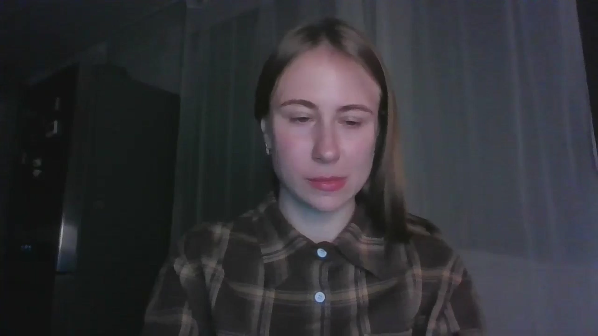 Gallery image thumbnail from Elix1r's myfreecams stream on, 06/14/2024, 22:29 image 19 of 20