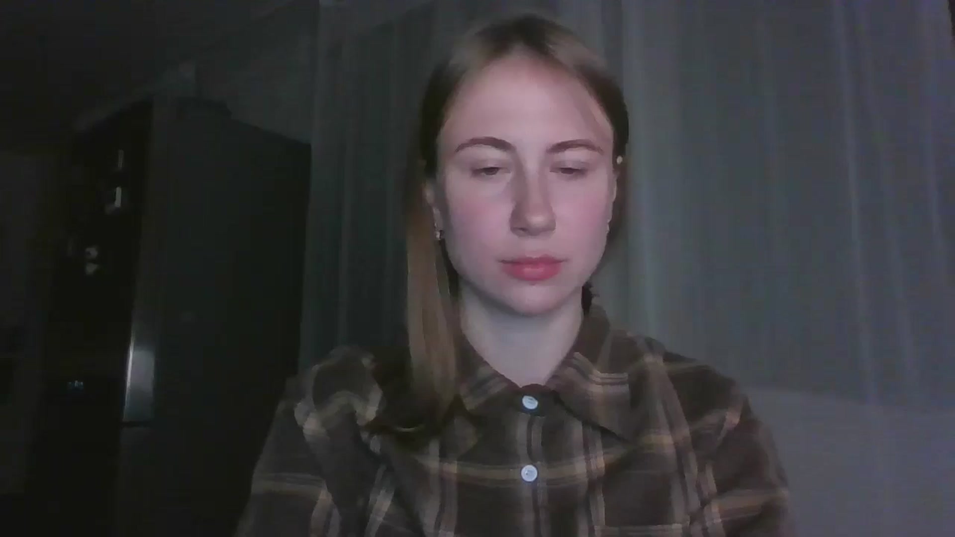 Gallery image thumbnail from Elix1r's myfreecams stream on, 06/14/2024, 22:29 image 7 of 20