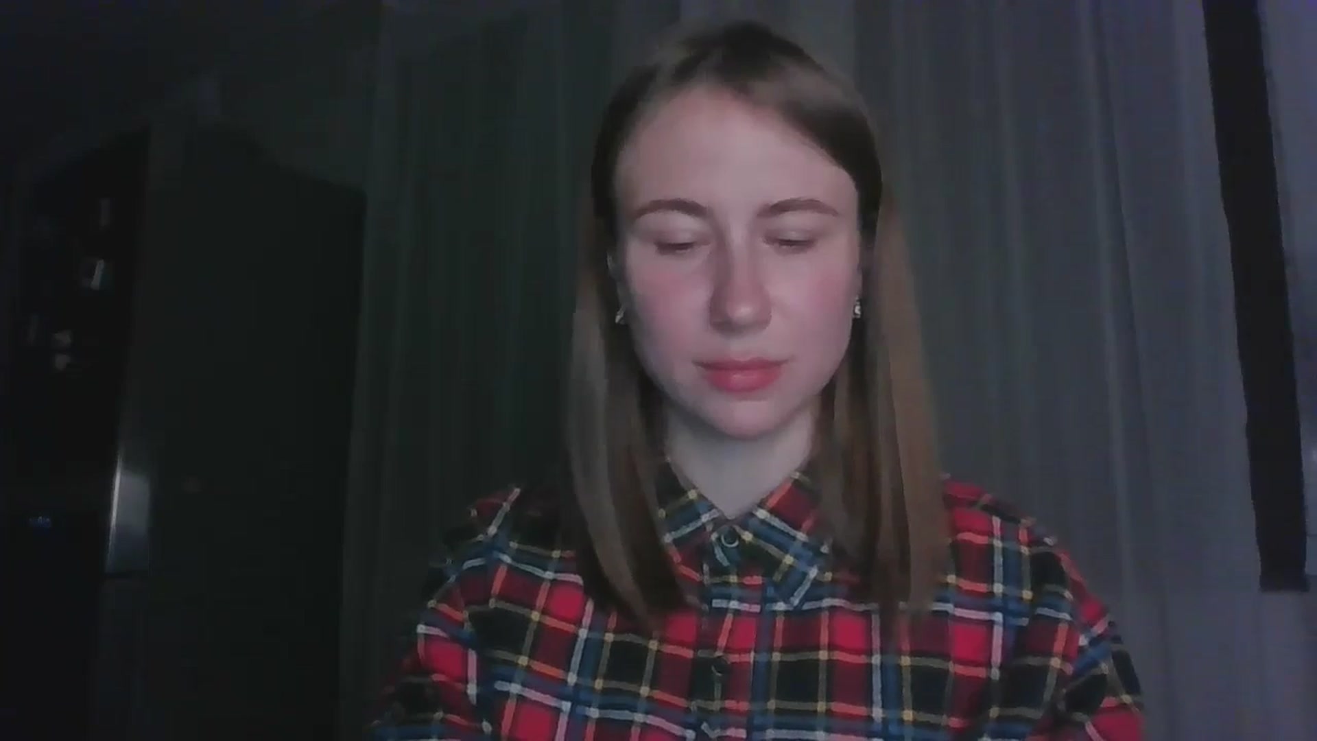 Gallery image thumbnail from Elix1r's myfreecams stream on, 06/16/2024, 21:10 image 14 of 20