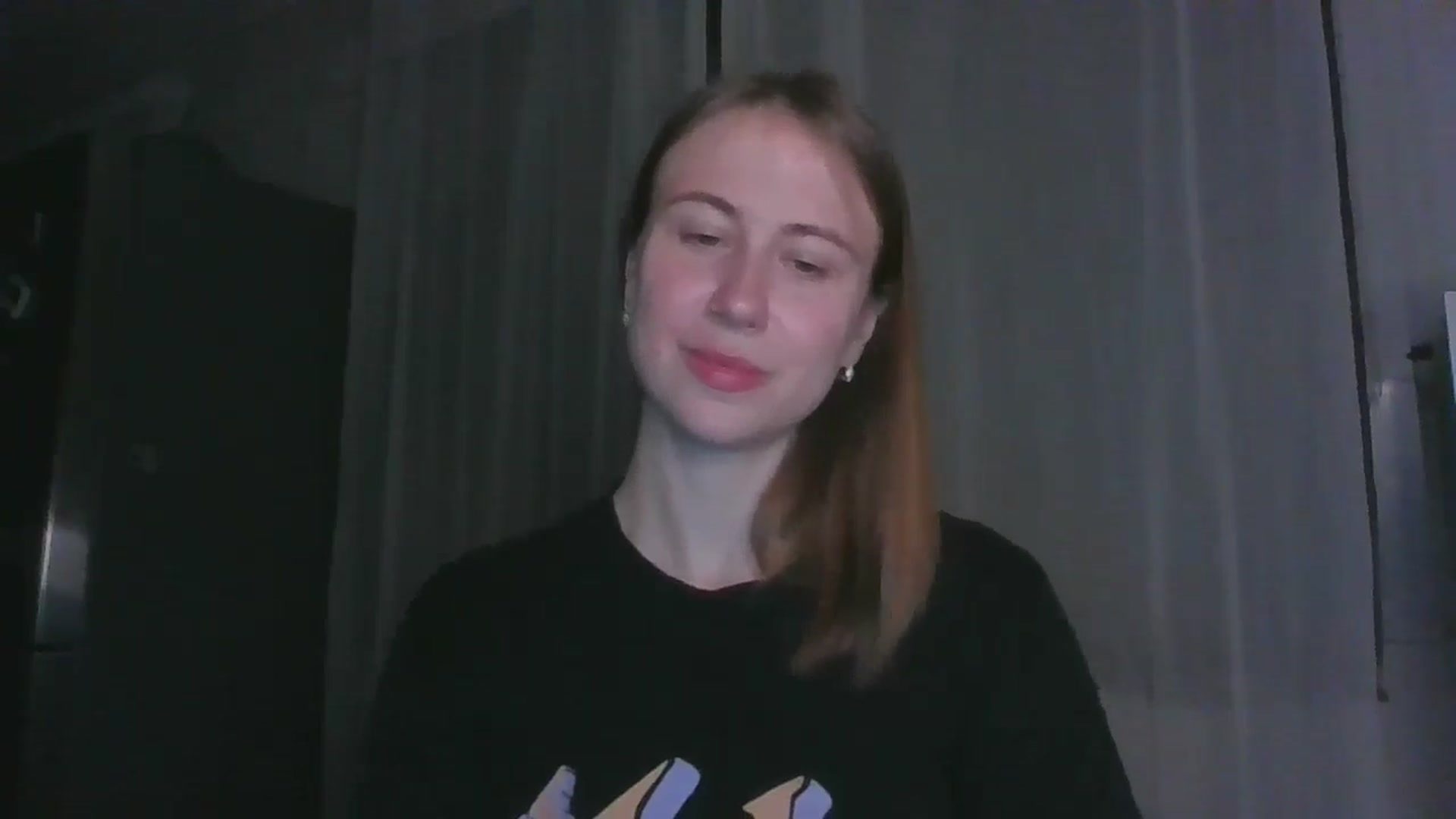 Gallery image thumbnail from Elix1r's myfreecams stream on, 06/27/2024, 21:50 image 15 of 20