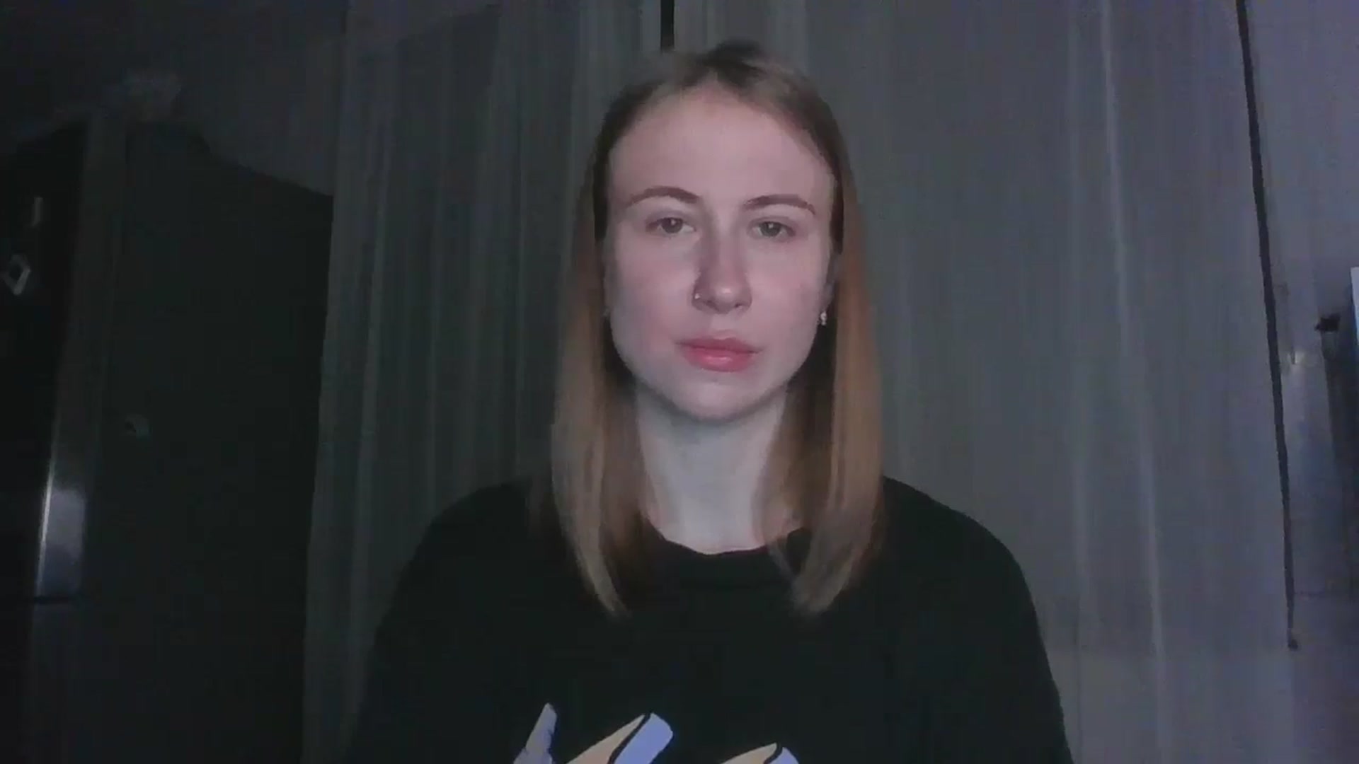 Gallery image thumbnail from Elix1r's myfreecams stream on, 06/27/2024, 21:50 image 3 of 20