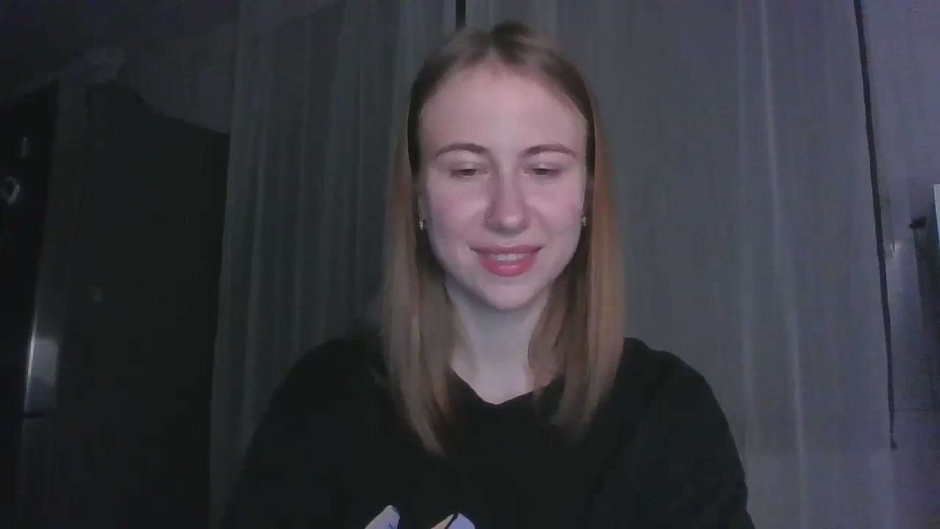 Gallery image thumbnail from Elix1r's myfreecams stream on, 06/27/2024, 21:50 image 7 of 20