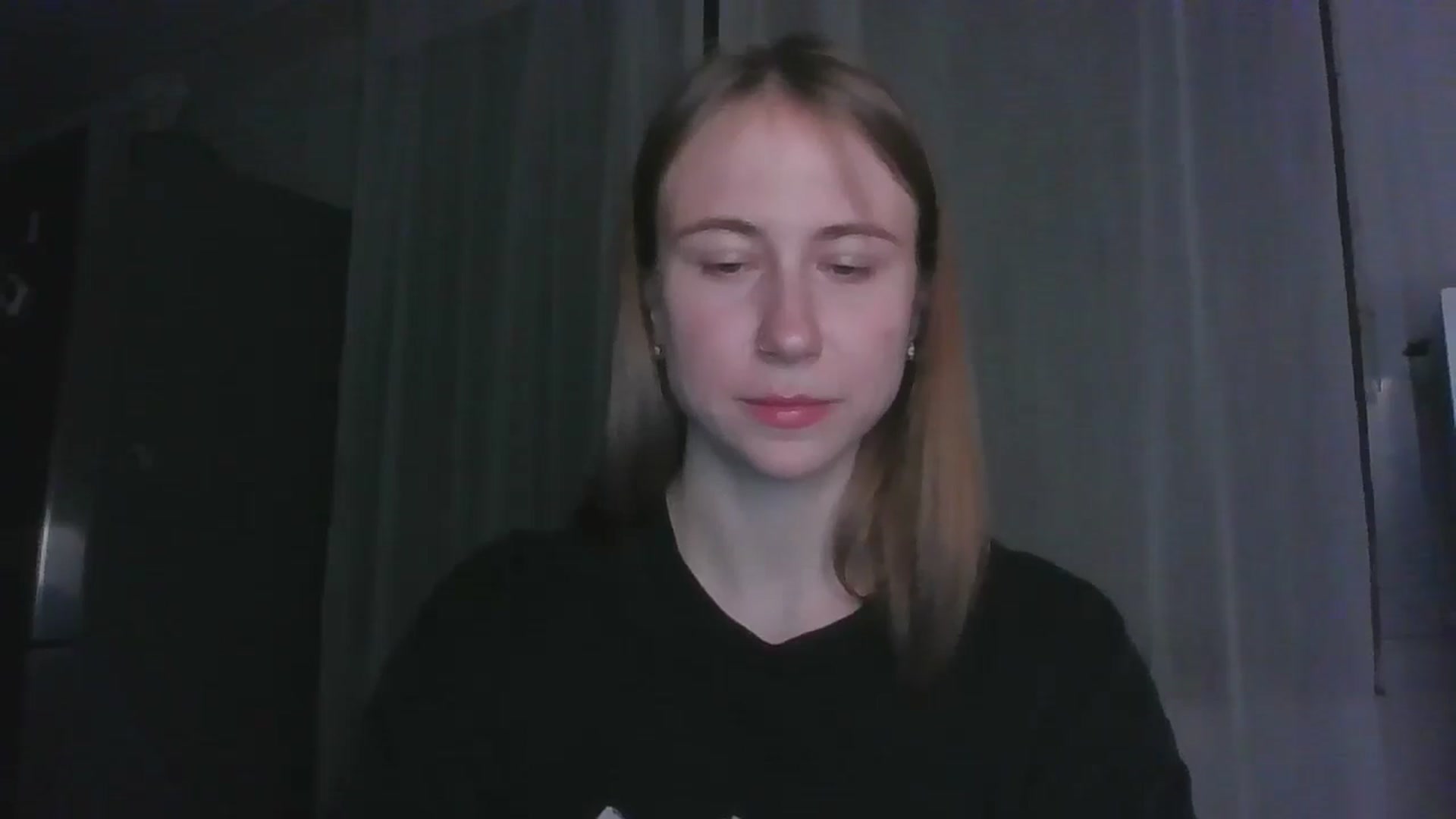 Gallery image thumbnail from Elix1r's myfreecams stream on, 06/27/2024, 22:28 image 7 of 20