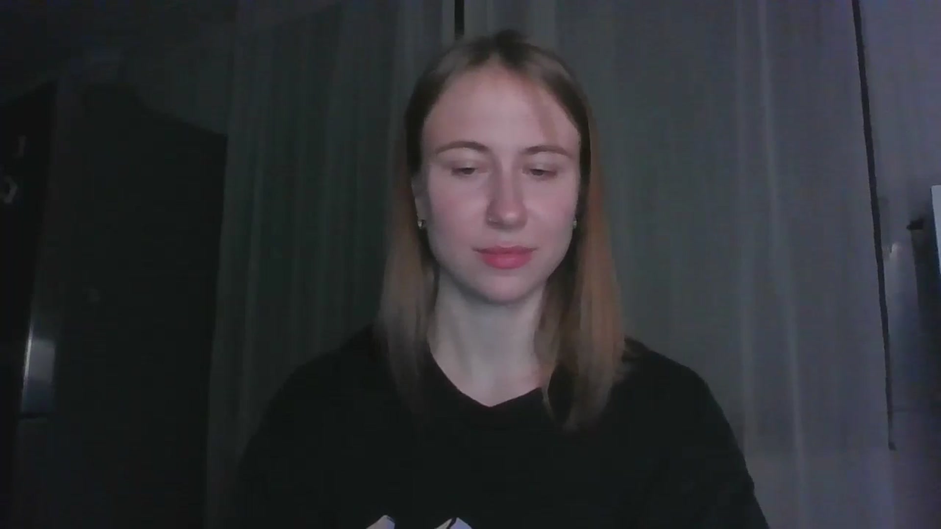 Gallery image thumbnail from Elix1r's myfreecams stream on, 06/27/2024, 22:28 image 8 of 20