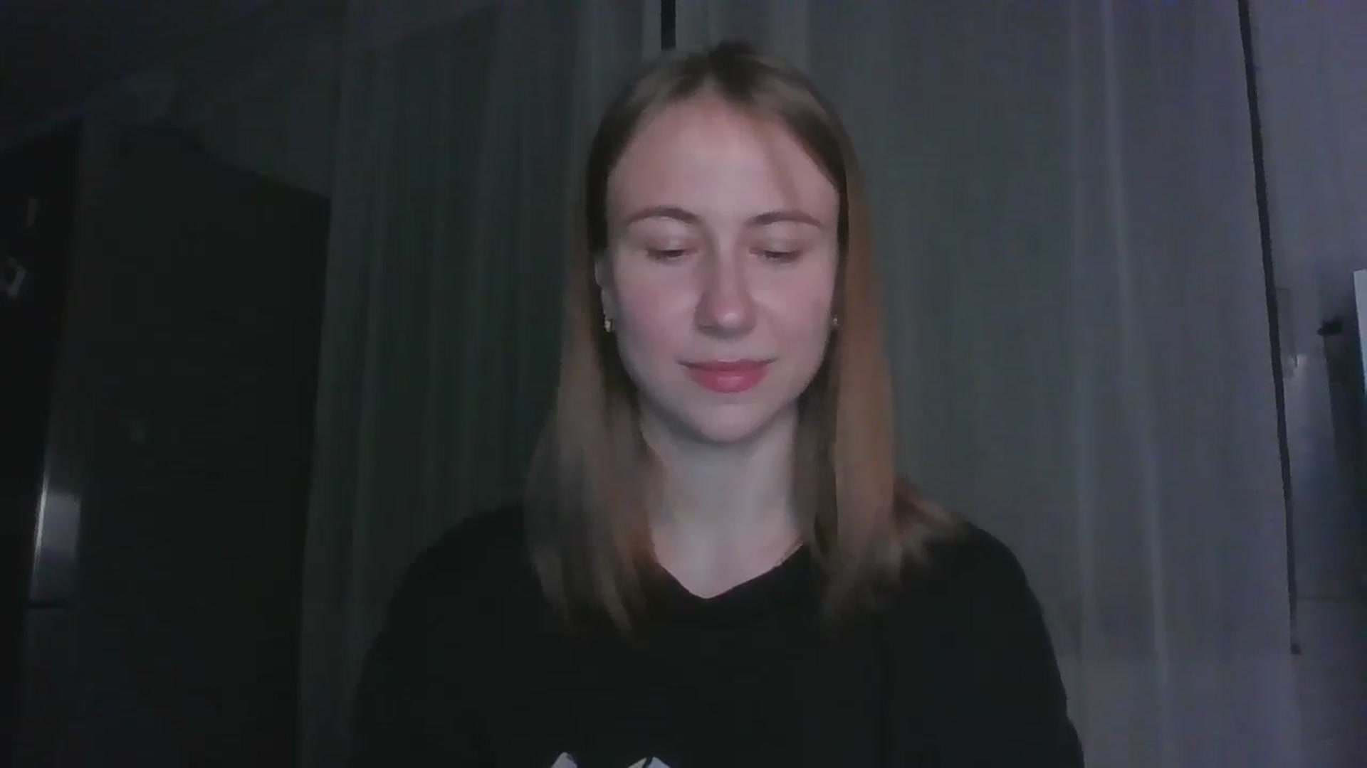 Gallery image thumbnail from Elix1r's myfreecams stream on, 06/27/2024, 22:28 image 5 of 20
