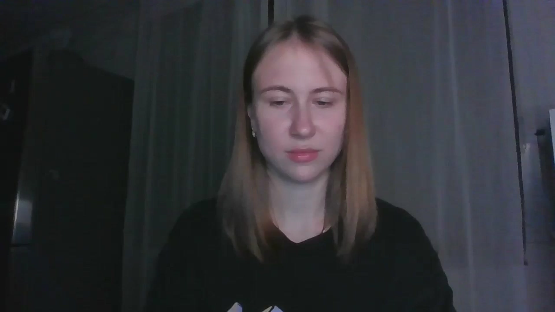 Gallery image thumbnail from Elix1r's myfreecams stream on, 06/27/2024, 22:28 image 1 of 20