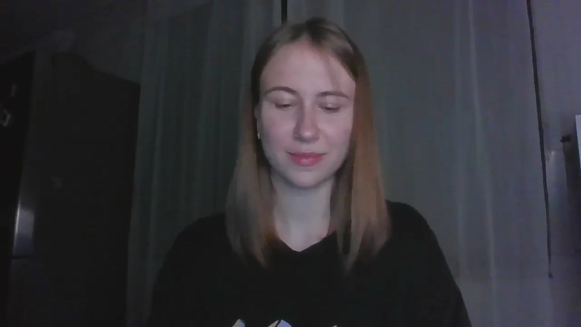 Gallery image thumbnail from Elix1r's myfreecams stream on, 06/27/2024, 22:28 image 3 of 20
